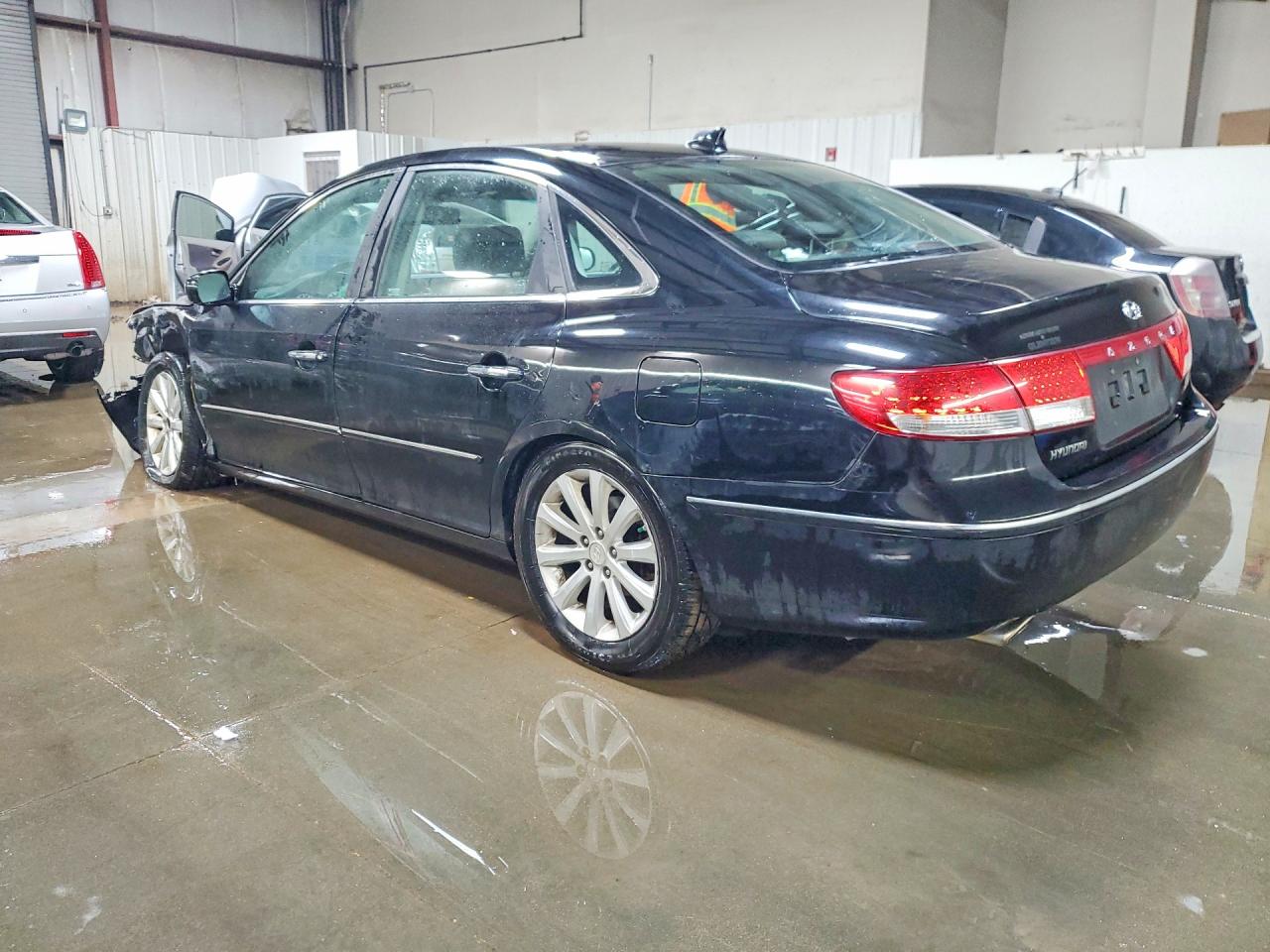 2009 Hyundai Azera Gls Black vin: KMHFC46D59A351296