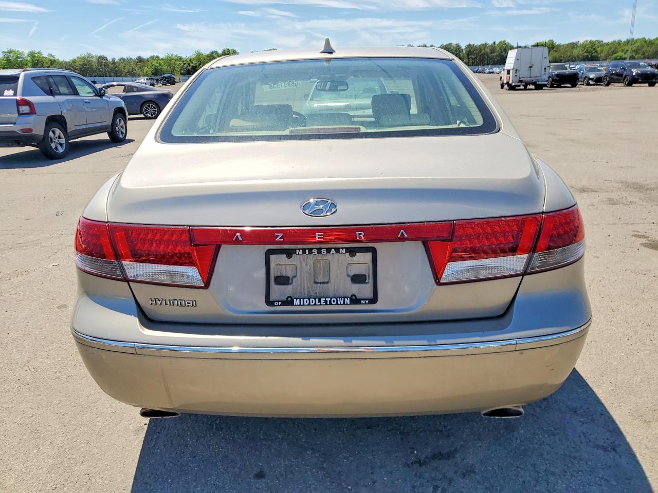 2009 Hyundai Azera Gls Beige vin: KMHFC46D59A352917