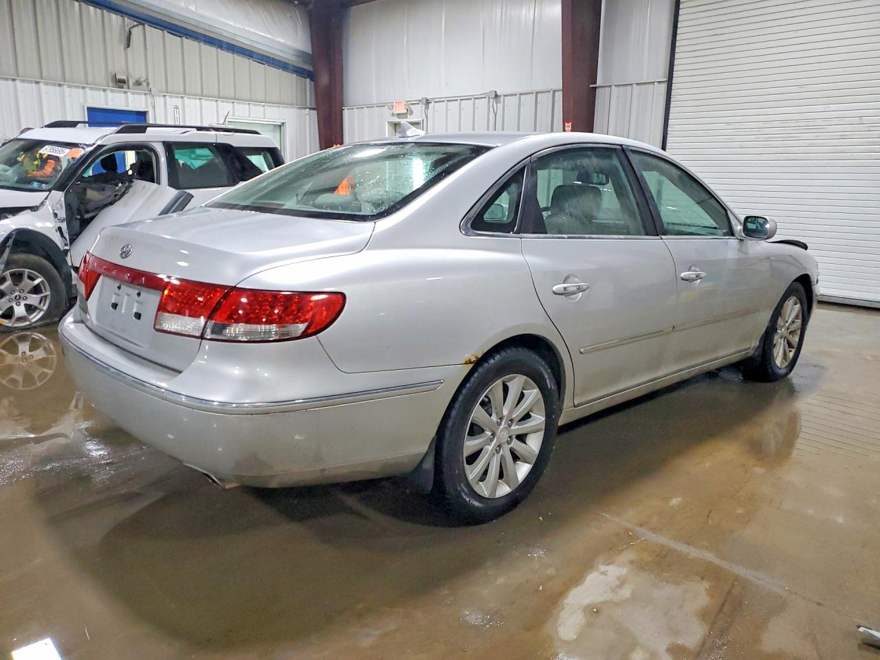 2009 Hyundai Azera Gls Silver vin: KMHFC46D59A371967