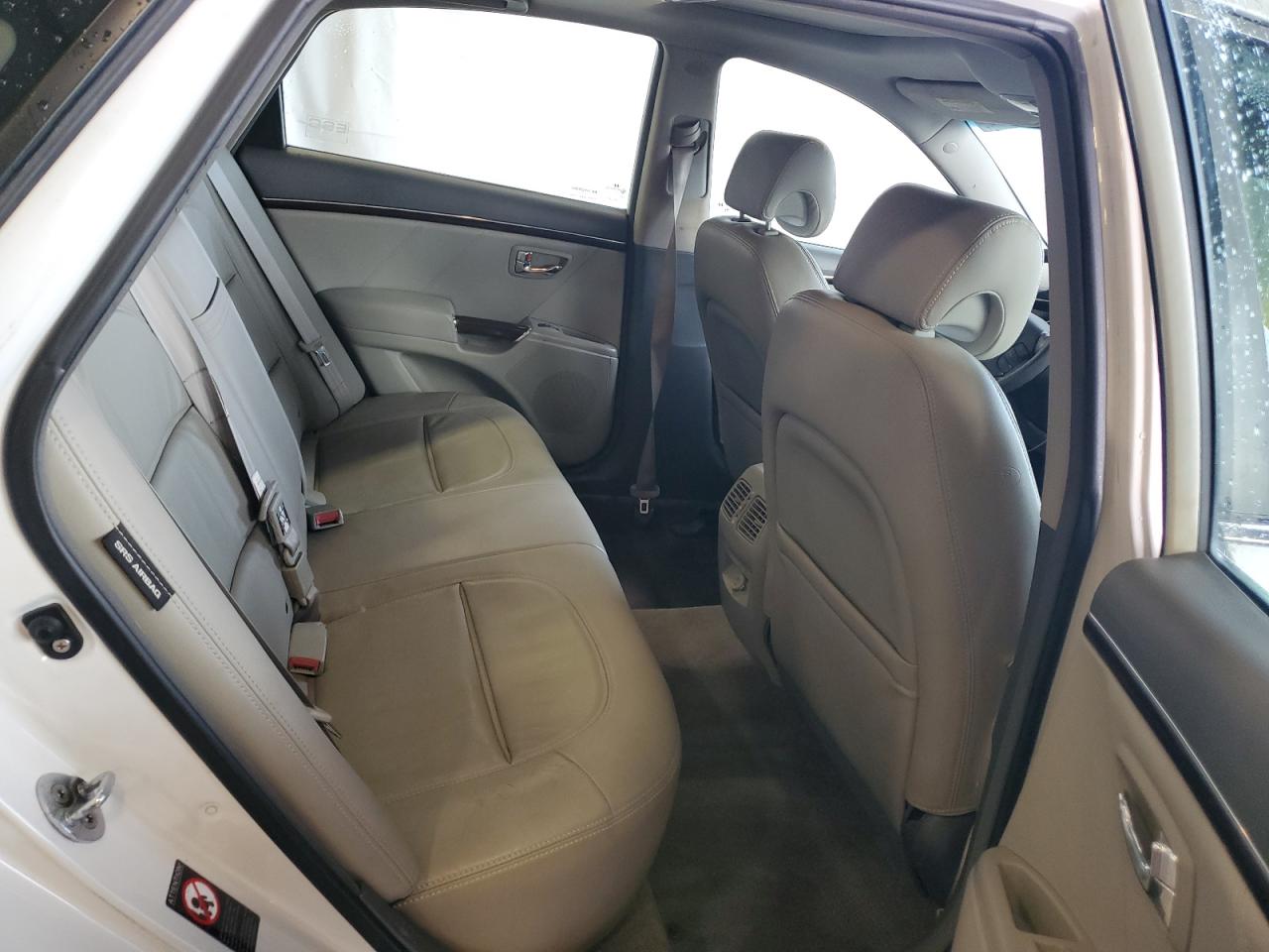 2009 Hyundai Azera Gls White vin: KMHFC46D69A360945