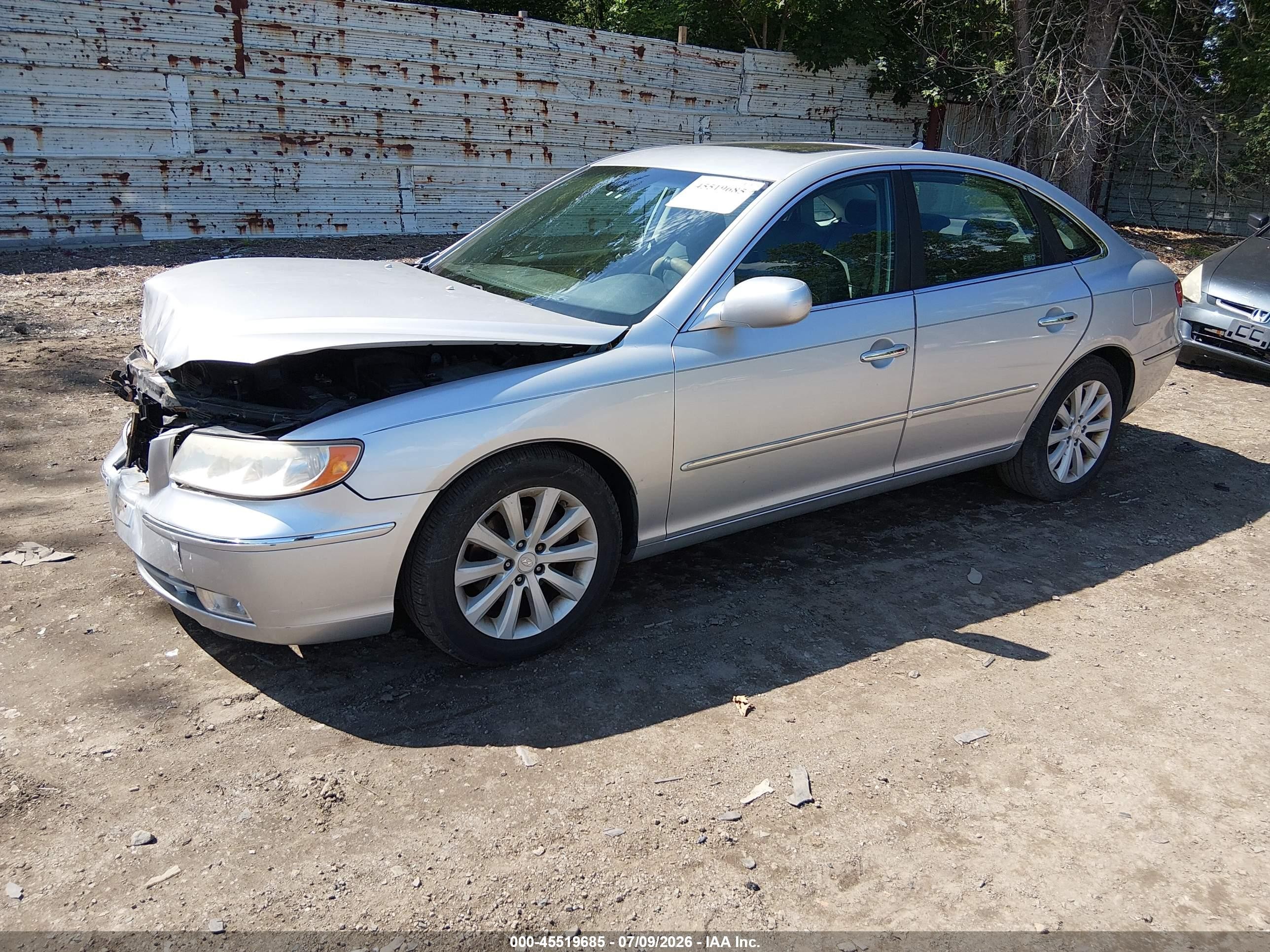 2009 Hyundai Azera Gls Silver vin: KMHFC46D79A380637
