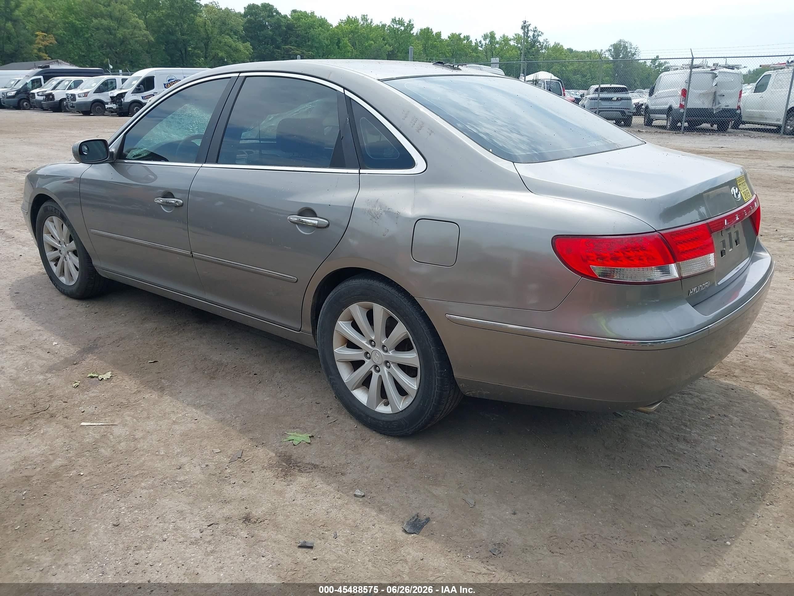 2009 Hyundai Azera Gls Серебряный vin: KMHFC46D99A371602