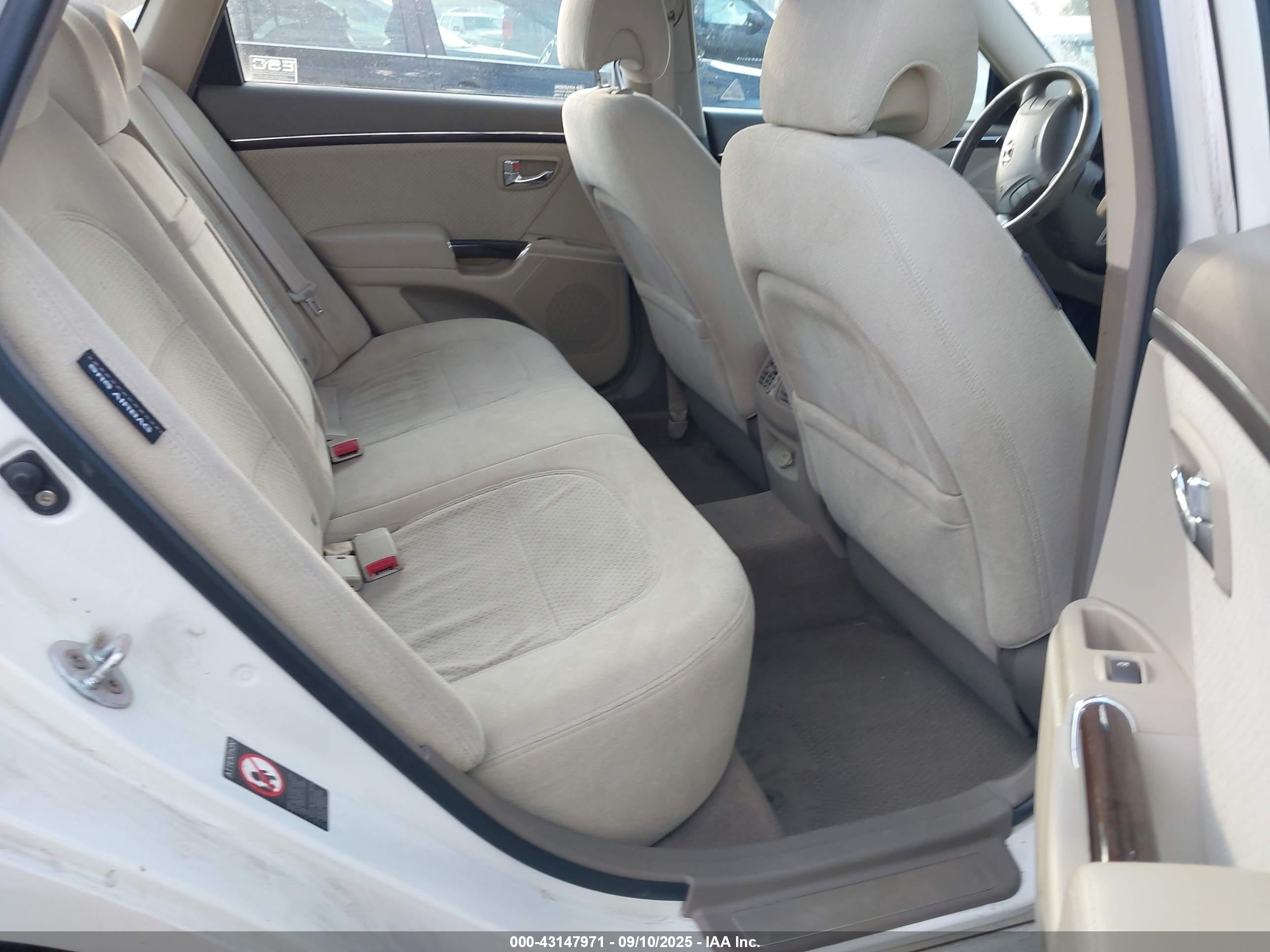 2009 Hyundai Azera Gls White vin: KMHFC46DX9A360592