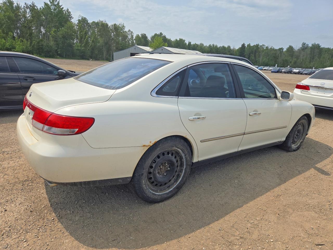 2006 Hyundai Azera Se Белый vin: KMHFC46F06A036340