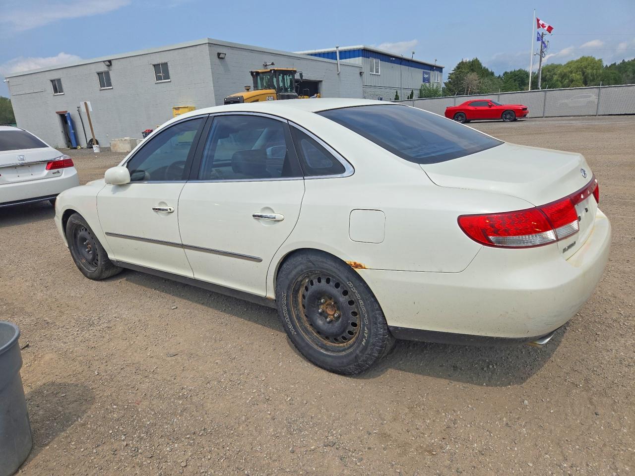2006 Hyundai Azera Se Белый vin: KMHFC46F06A036340