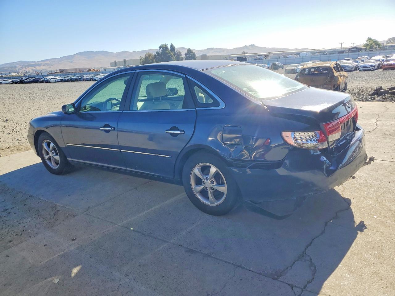 2006 Hyundai Azera Se Blue vin: KMHFC46F06A071508
