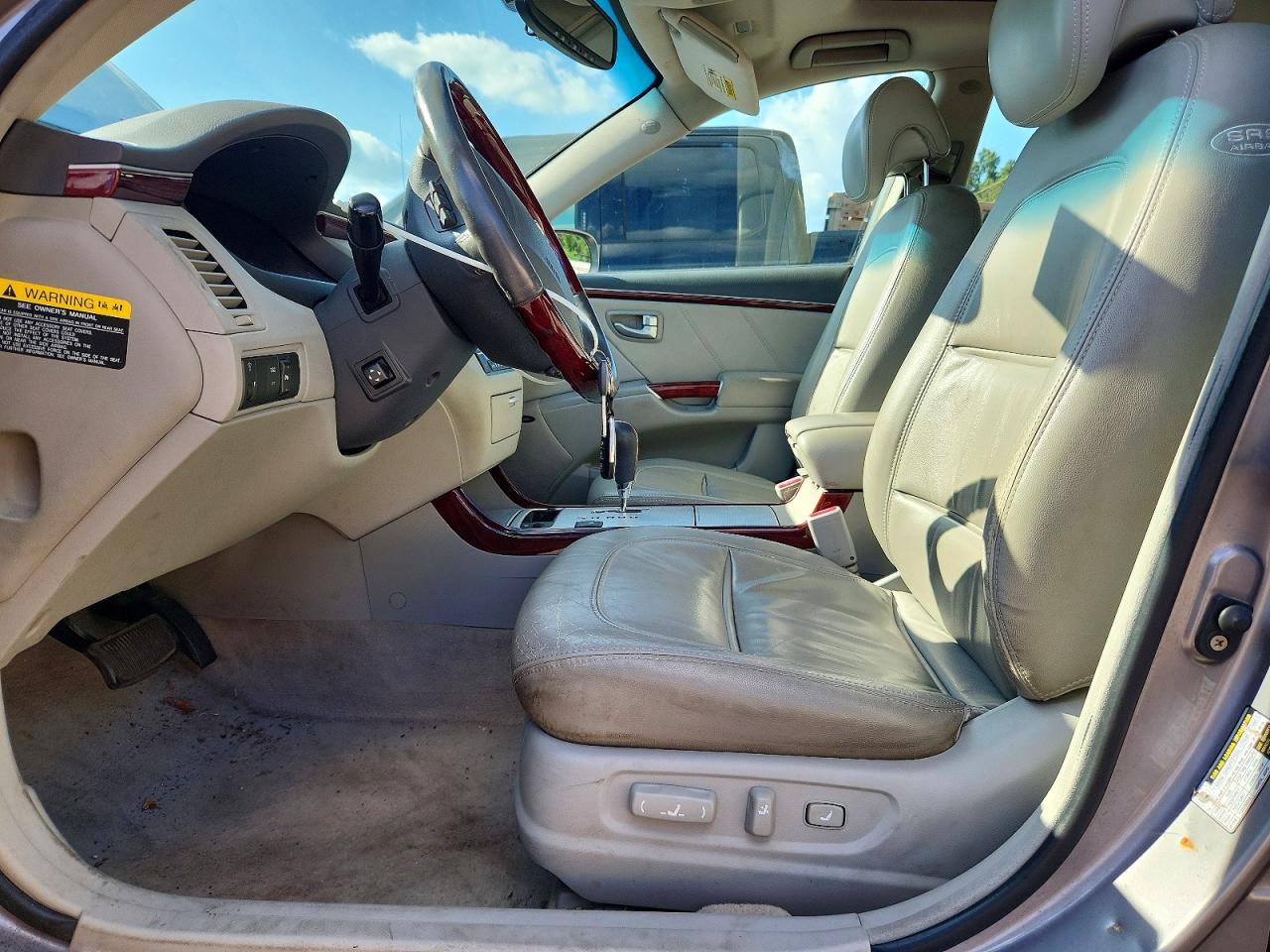 2007 Hyundai Azera Se Silver vin: KMHFC46F07A213566