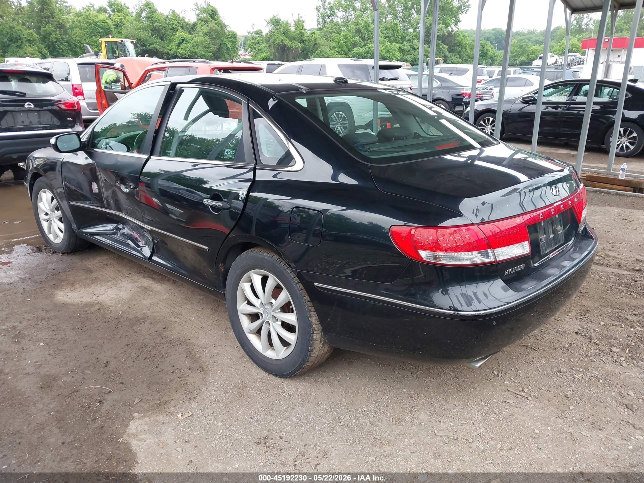 2008 Hyundai Azera Limited Black vin: KMHFC46F08A254295