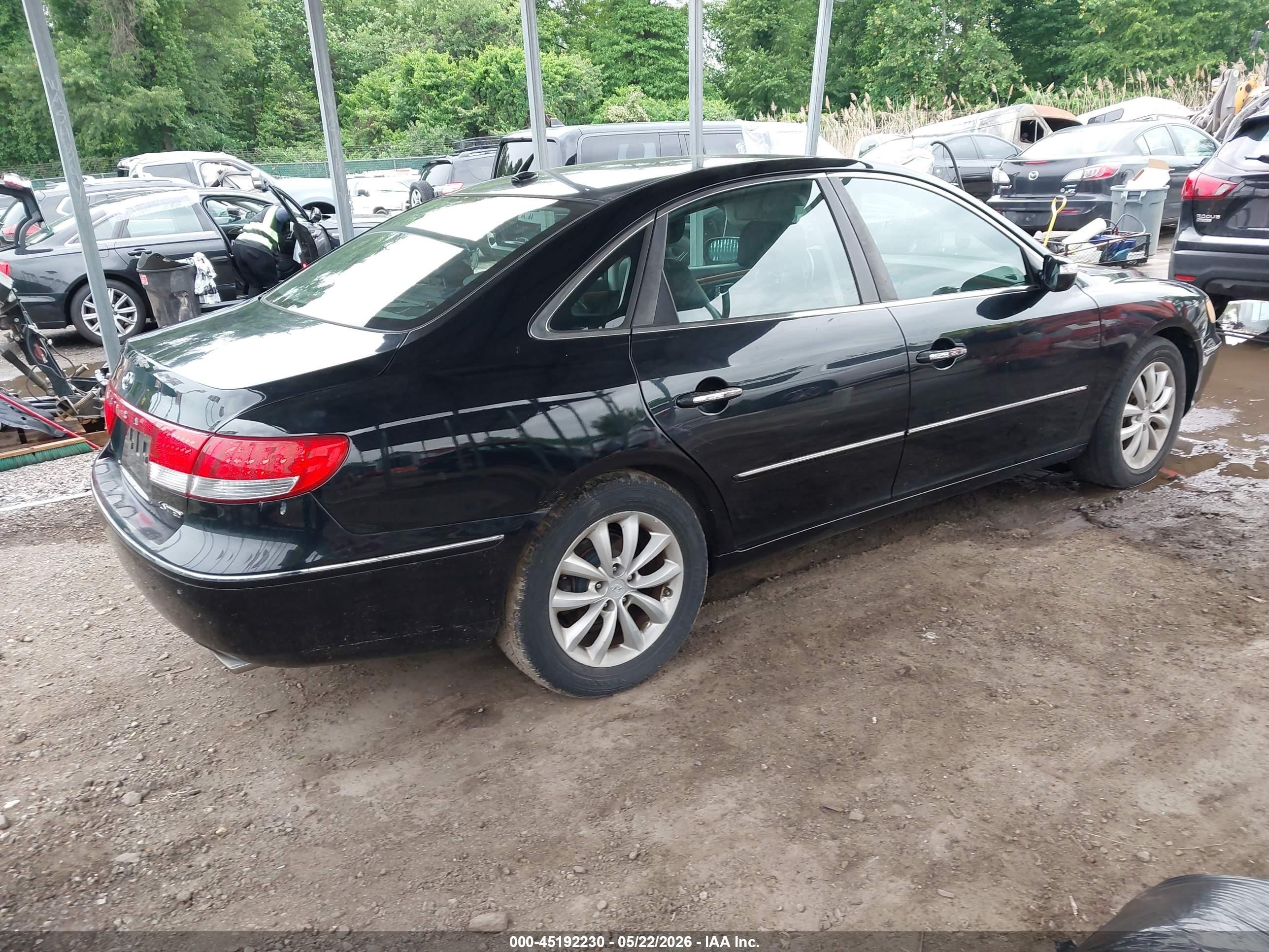 2008 Hyundai Azera Limited Black vin: KMHFC46F08A254295
