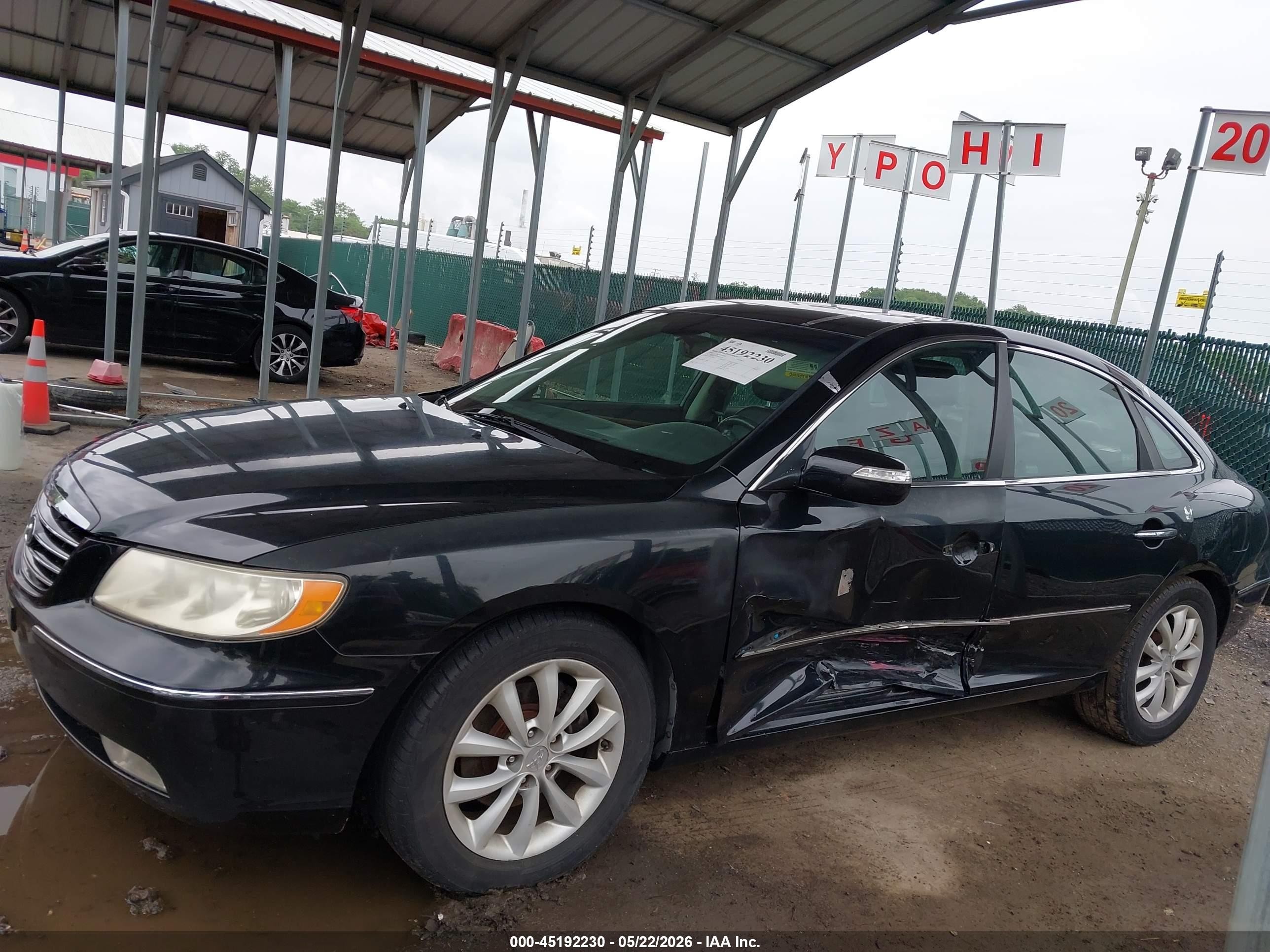 2008 Hyundai Azera Limited Black vin: KMHFC46F08A254295