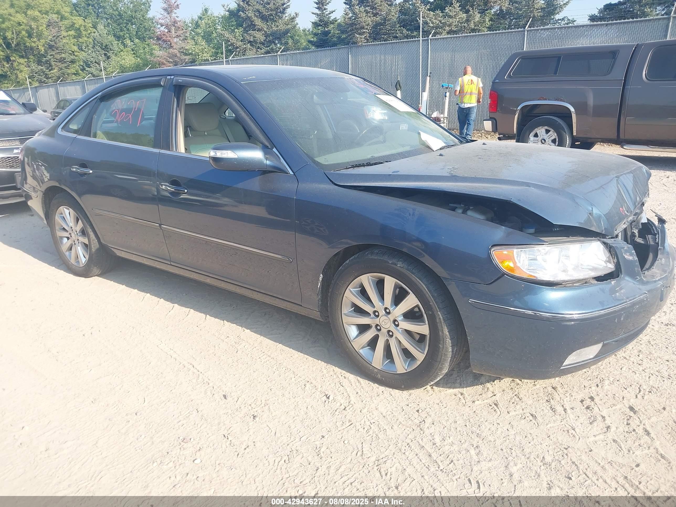 2009 Hyundai Azera Limited Blue vin: KMHFC46F09A357329