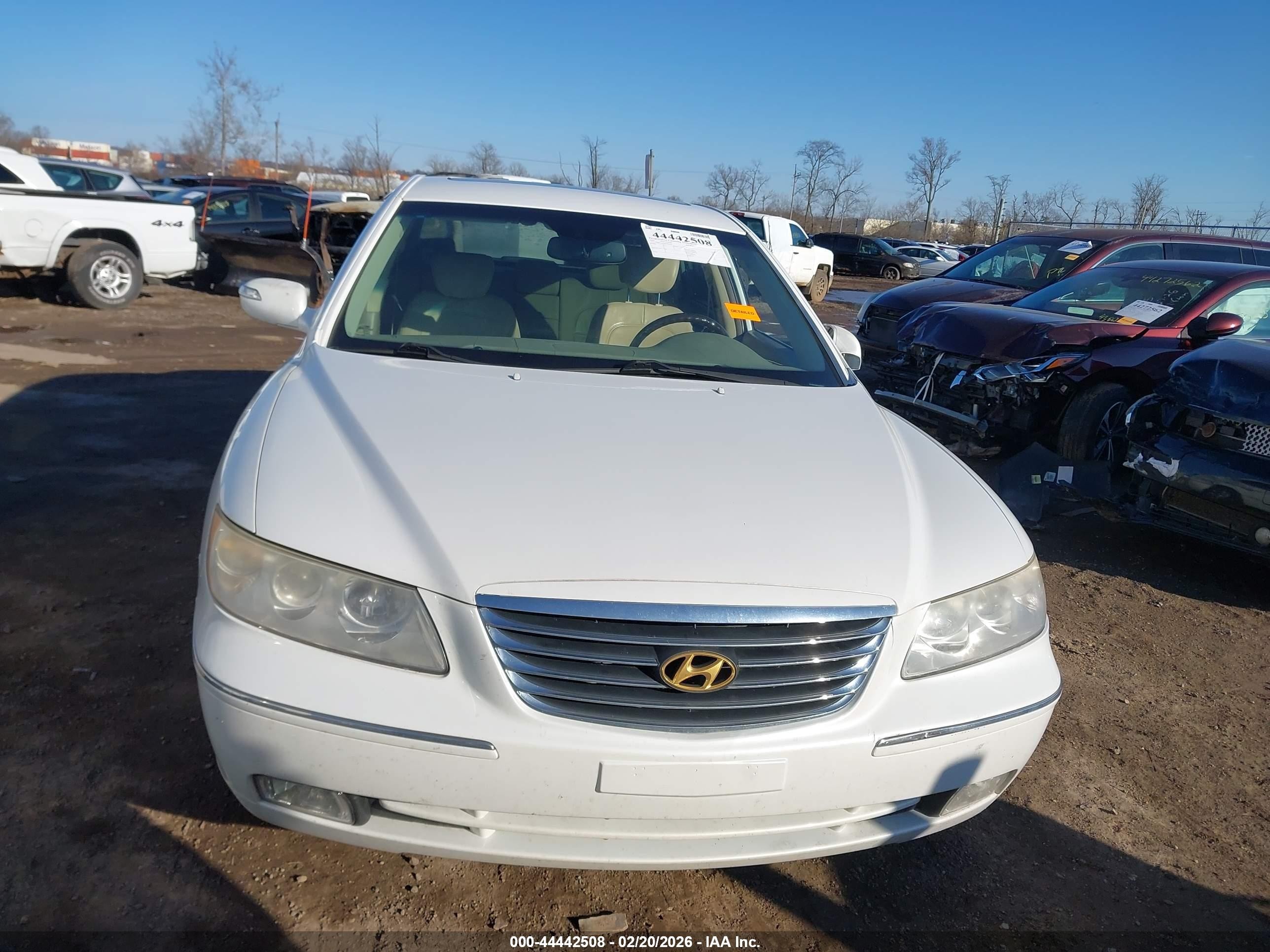 2009 Hyundai Azera Limited Белый vin: KMHFC46F09A374003