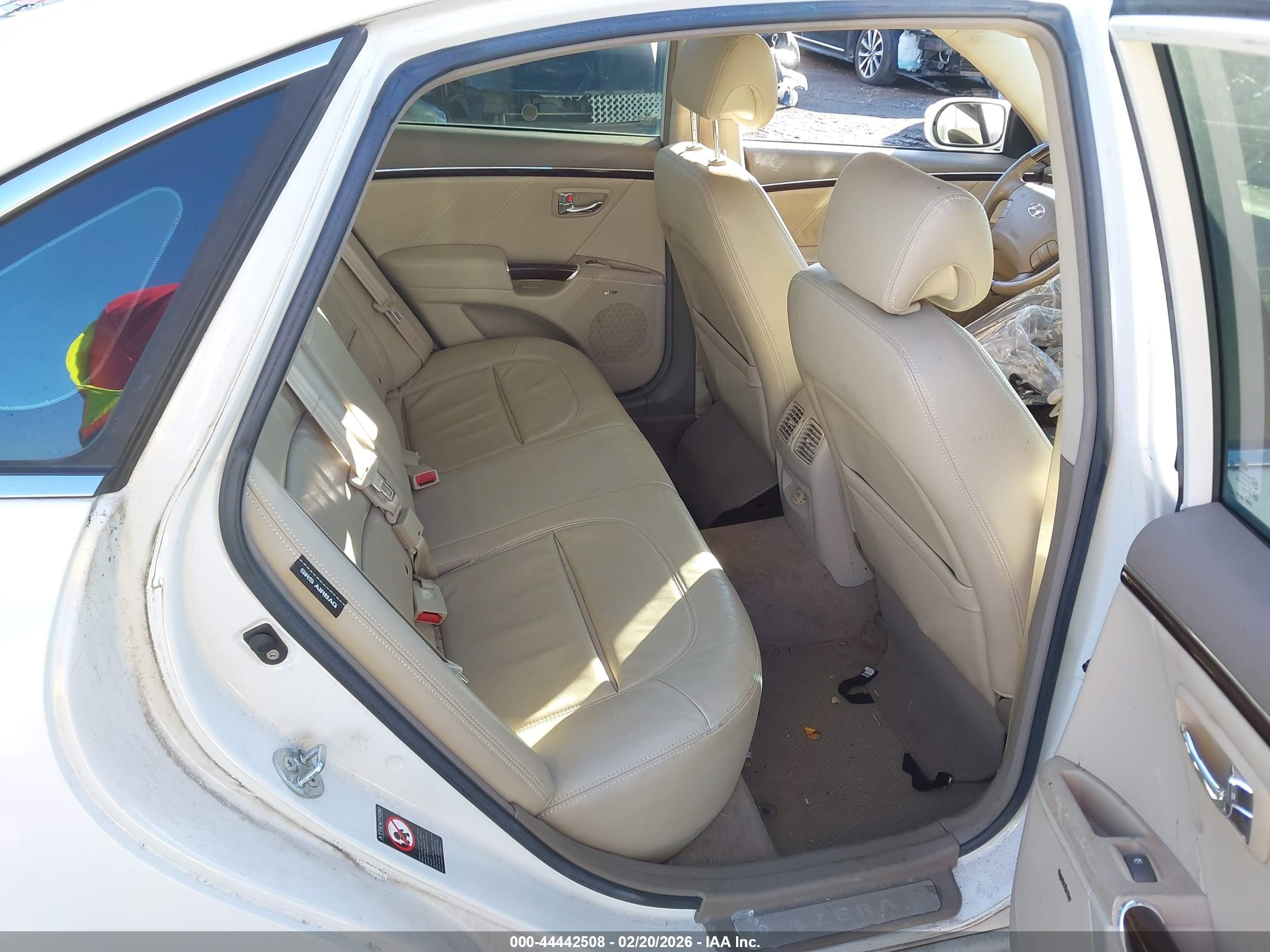 2009 Hyundai Azera Limited Белый vin: KMHFC46F09A374003