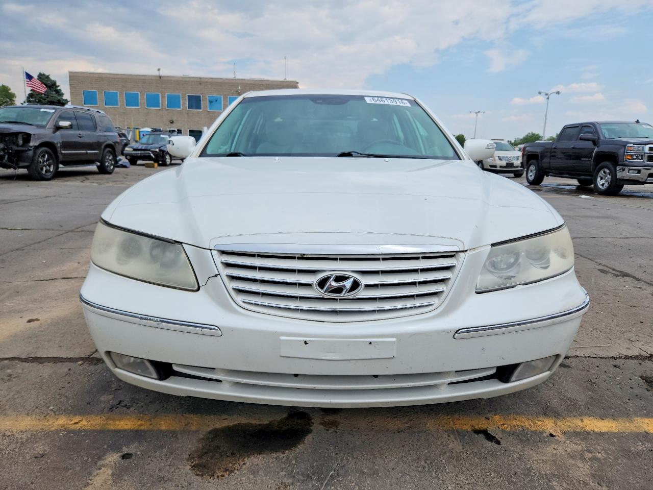 2008 Hyundai Azera Limited White vin: KMHFC46F18A254595