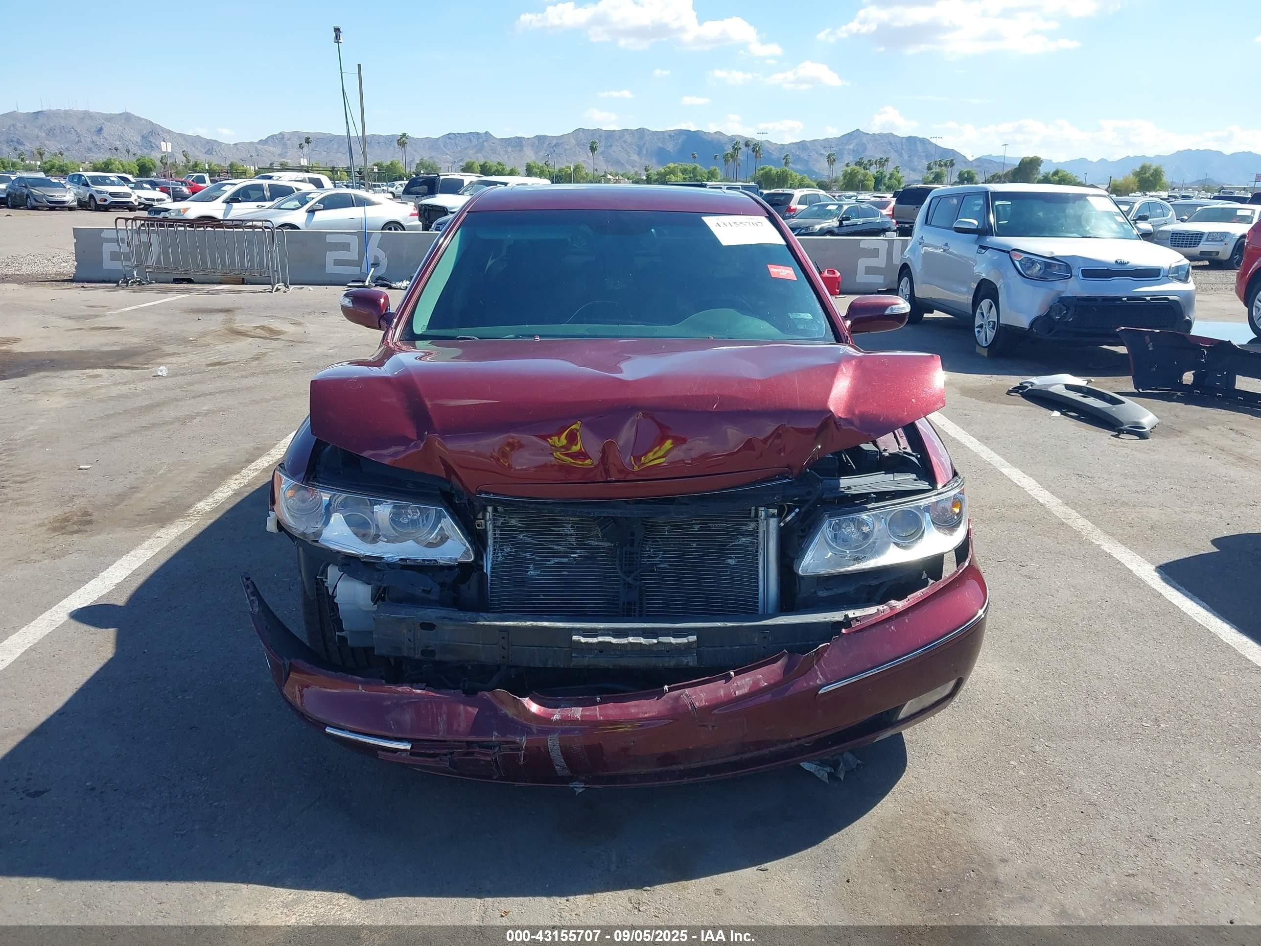 2009 Hyundai Azera Limited Maroon vin: KMHFC46F19A344282