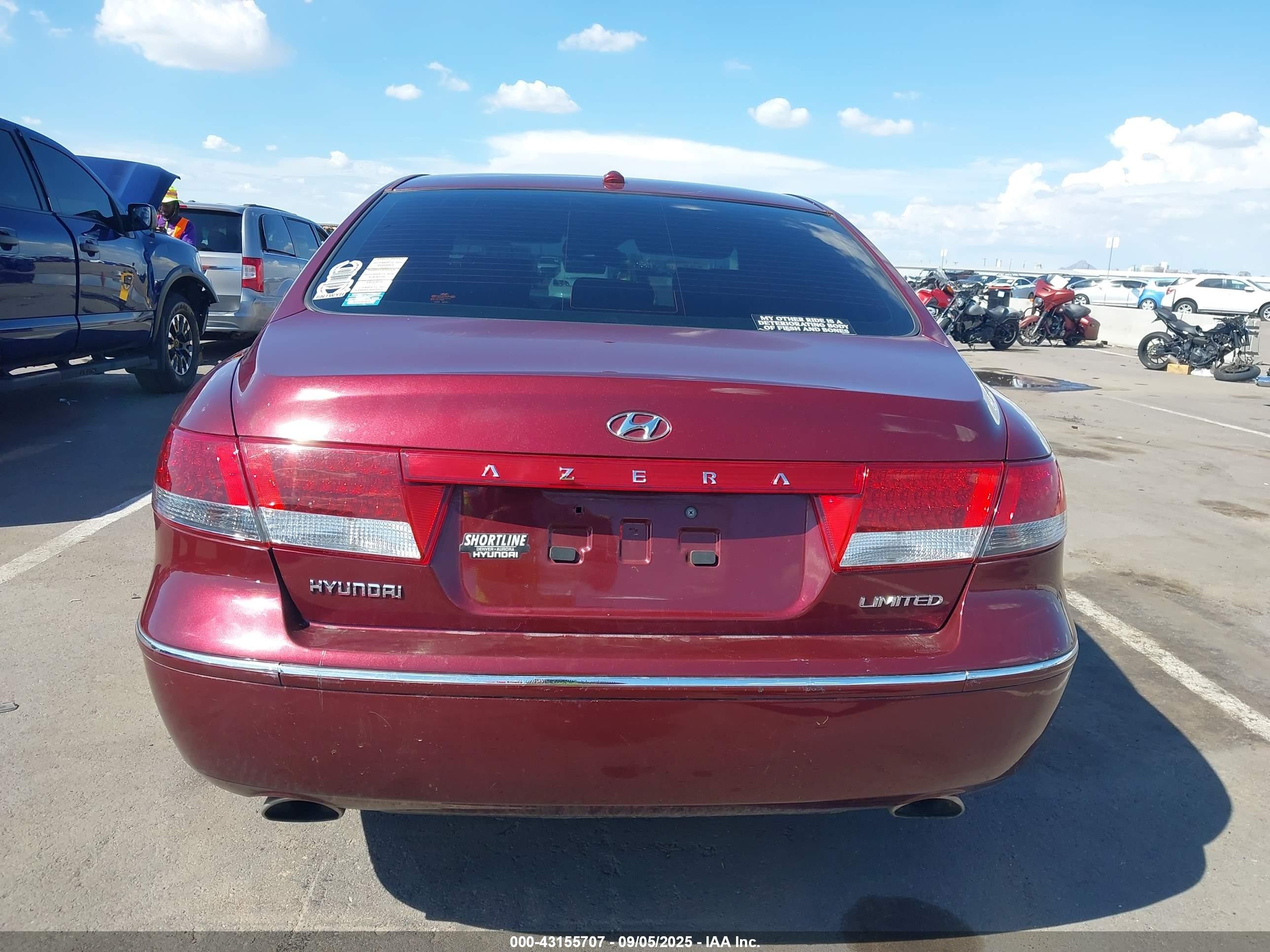 2009 Hyundai Azera Limited Maroon vin: KMHFC46F19A344282
