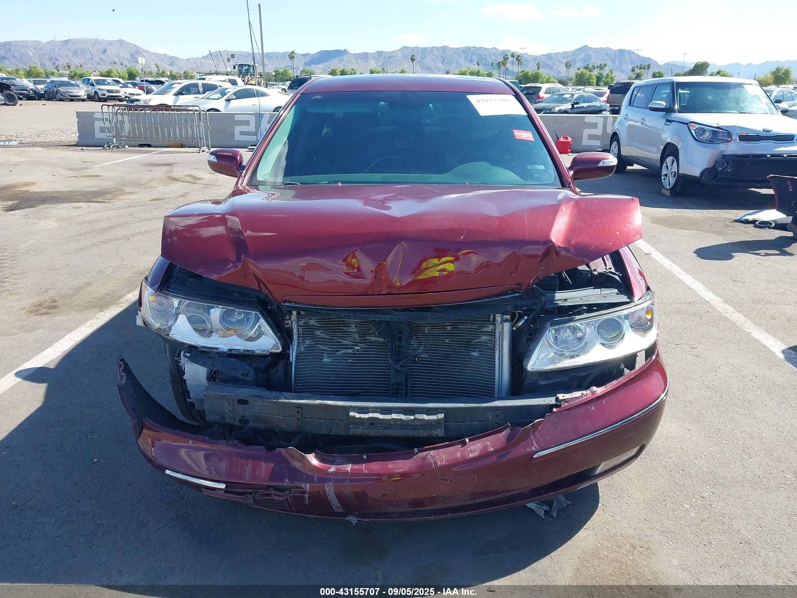 2009 Hyundai Azera Limited Maroon vin: KMHFC46F19A344282