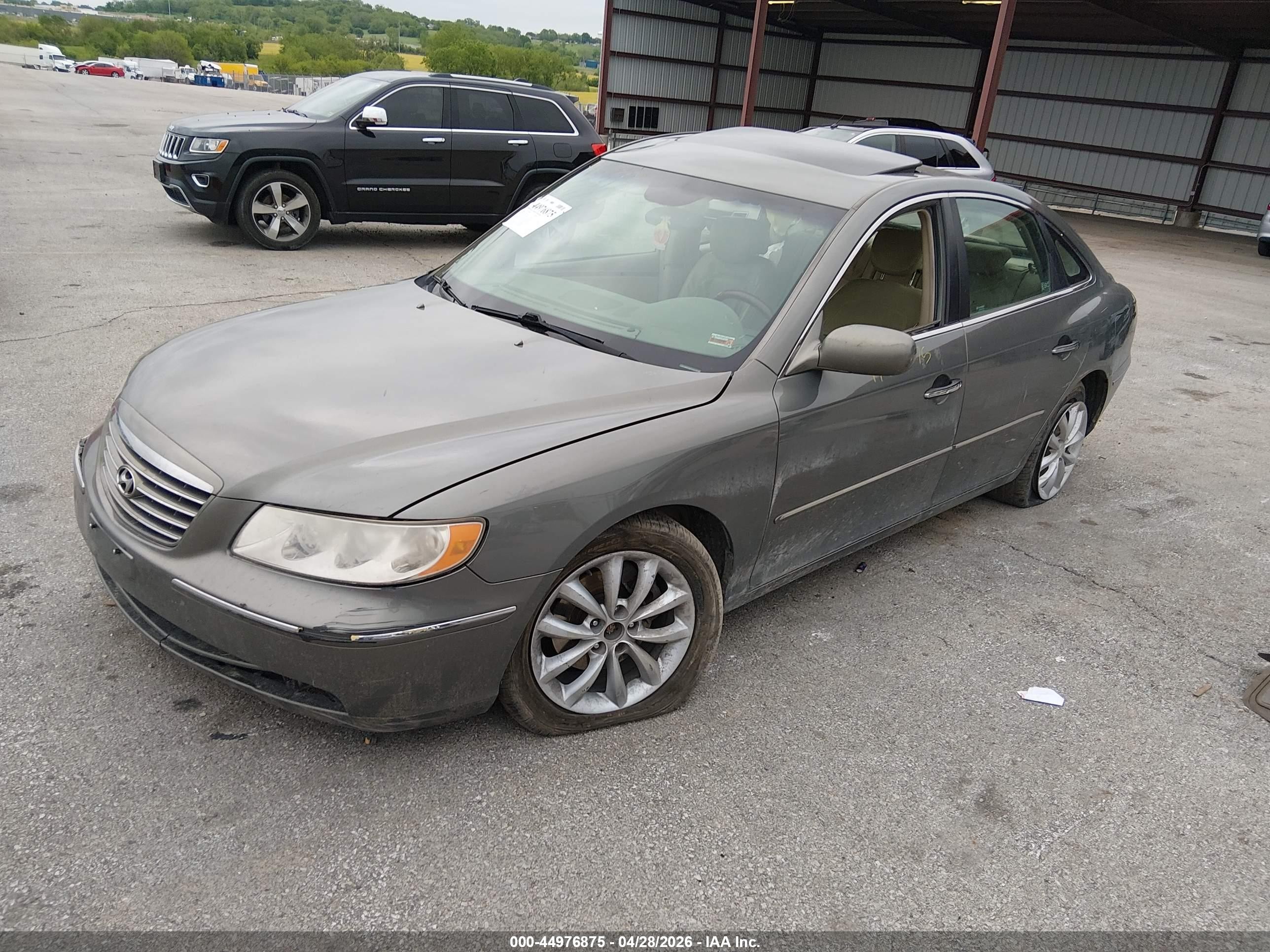 2007 Hyundai Azera Limited/se Green vin: KMHFC46F27A154195