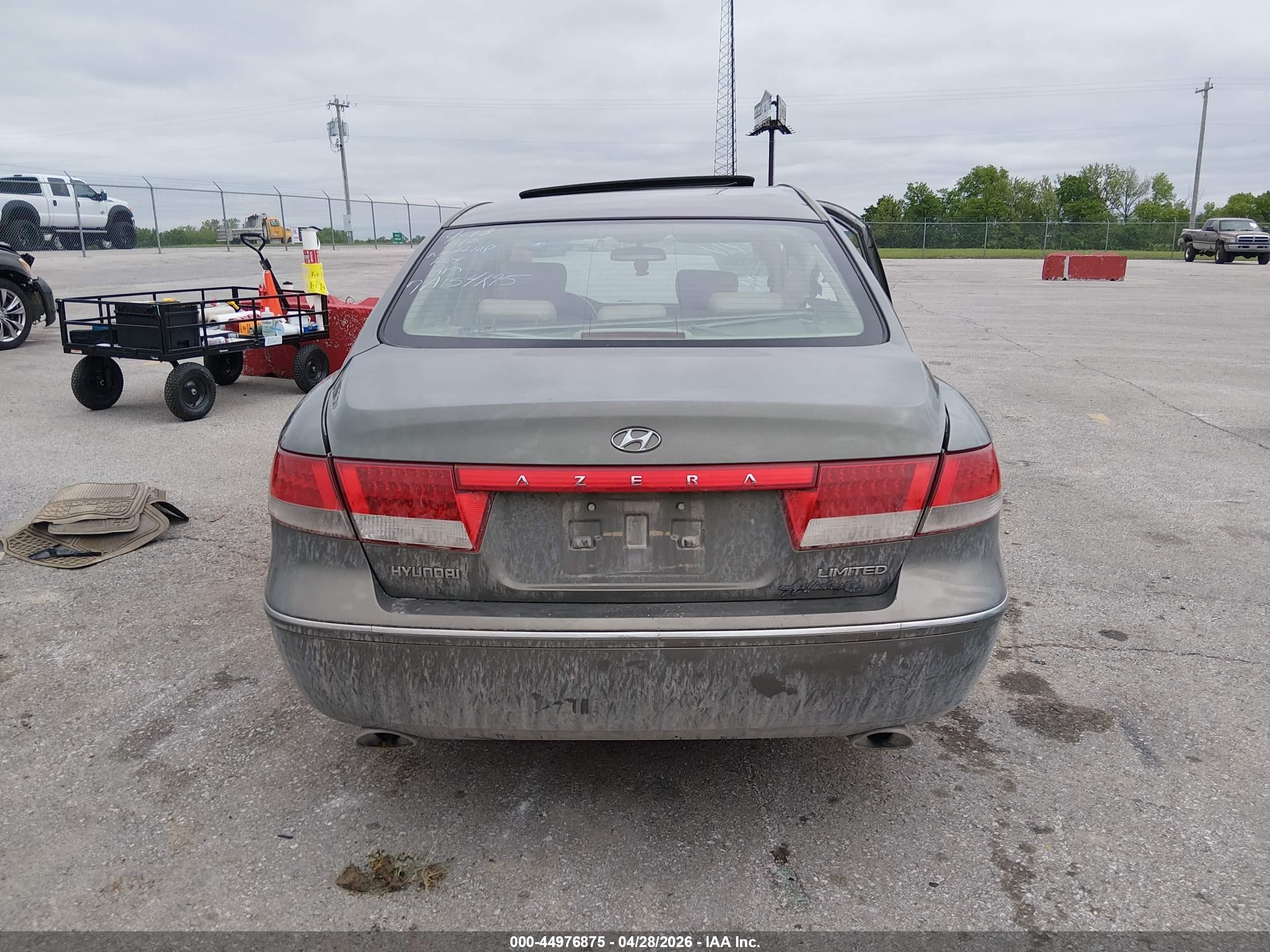 2007 Hyundai Azera Limited/se Green vin: KMHFC46F27A154195