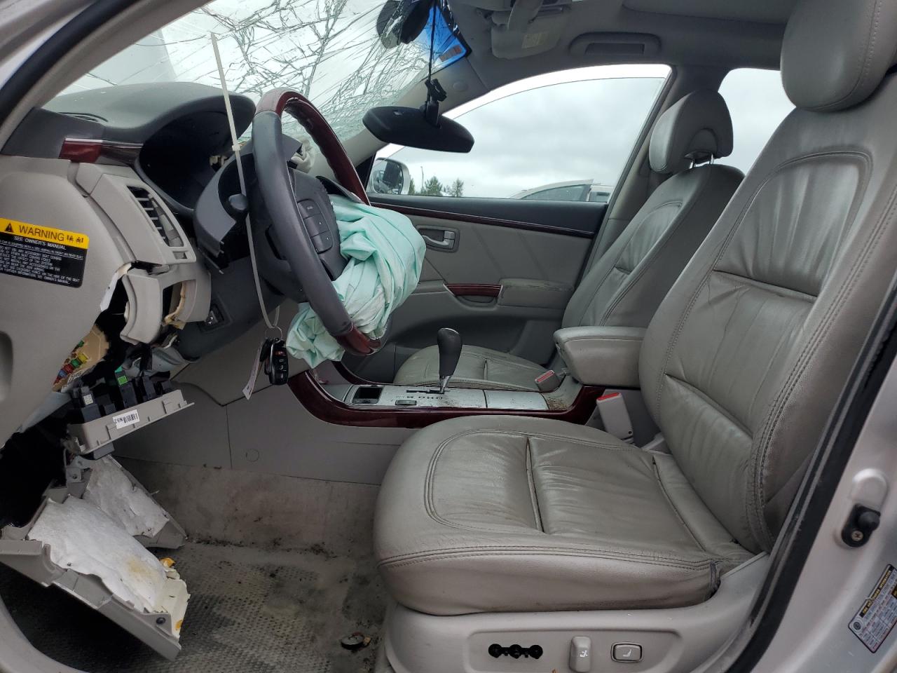 2007 Hyundai Azera Se Серебряный vin: KMHFC46F27A171949