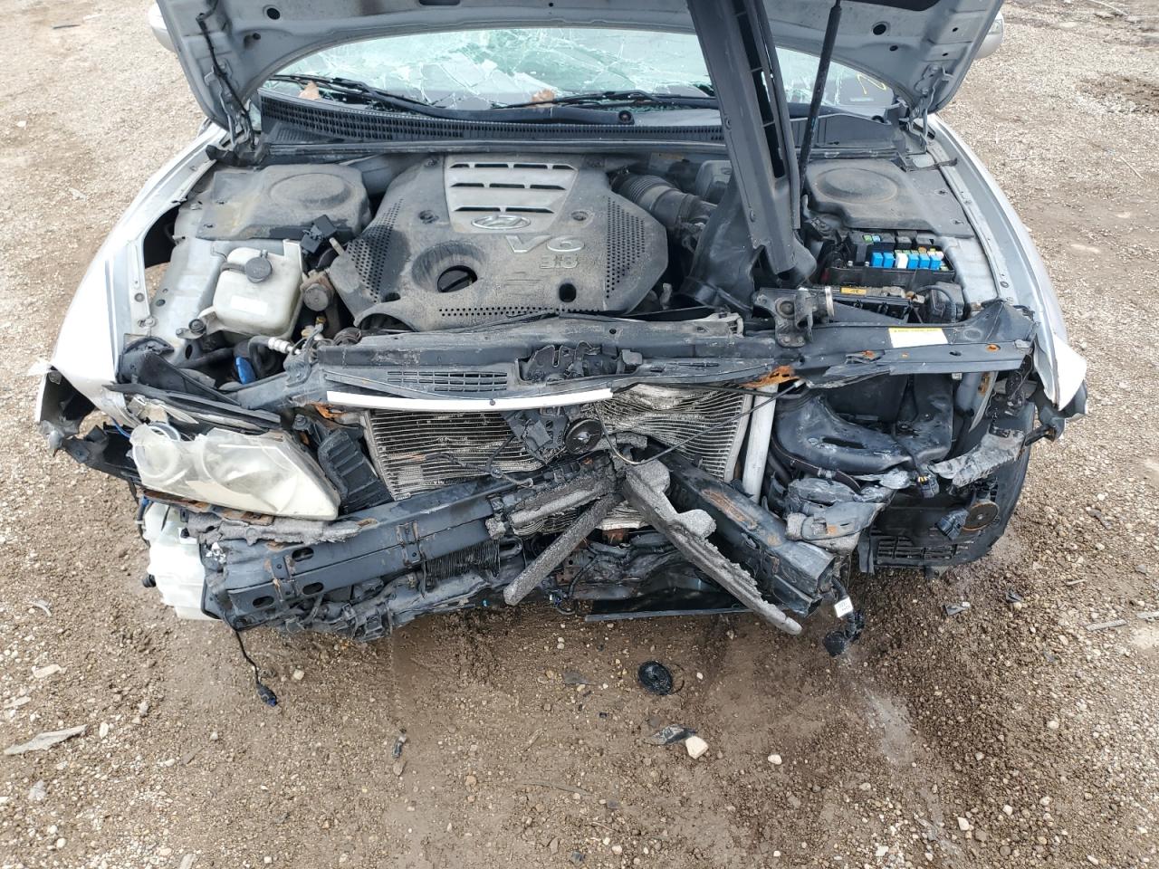 2007 Hyundai Azera Se Серебряный vin: KMHFC46F27A171949