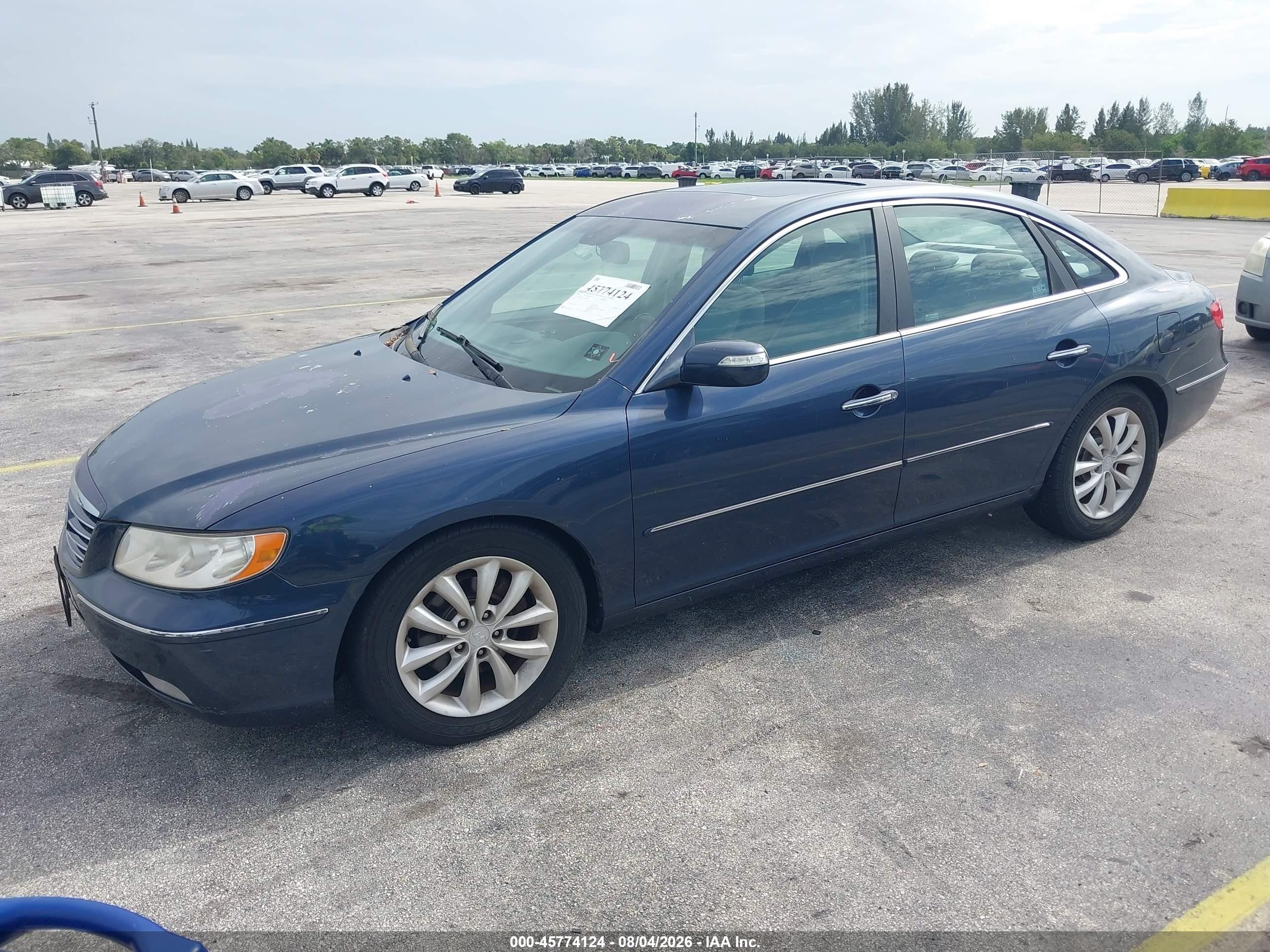 2007 Hyundai Azera Limited/se Blue vin: KMHFC46F27A178285