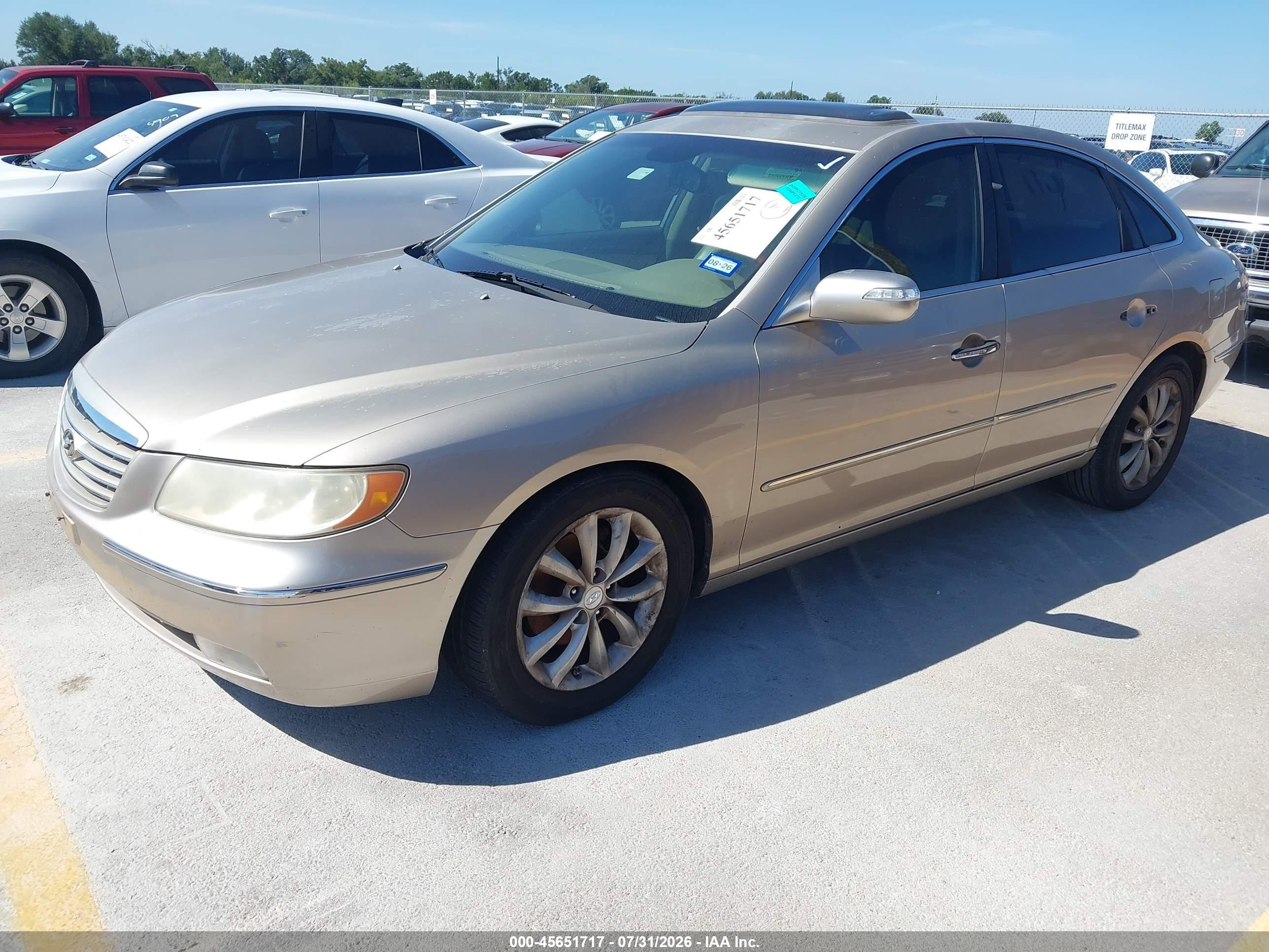 2008 Hyundai Azera Limited Gold vin: KMHFC46F28A297035