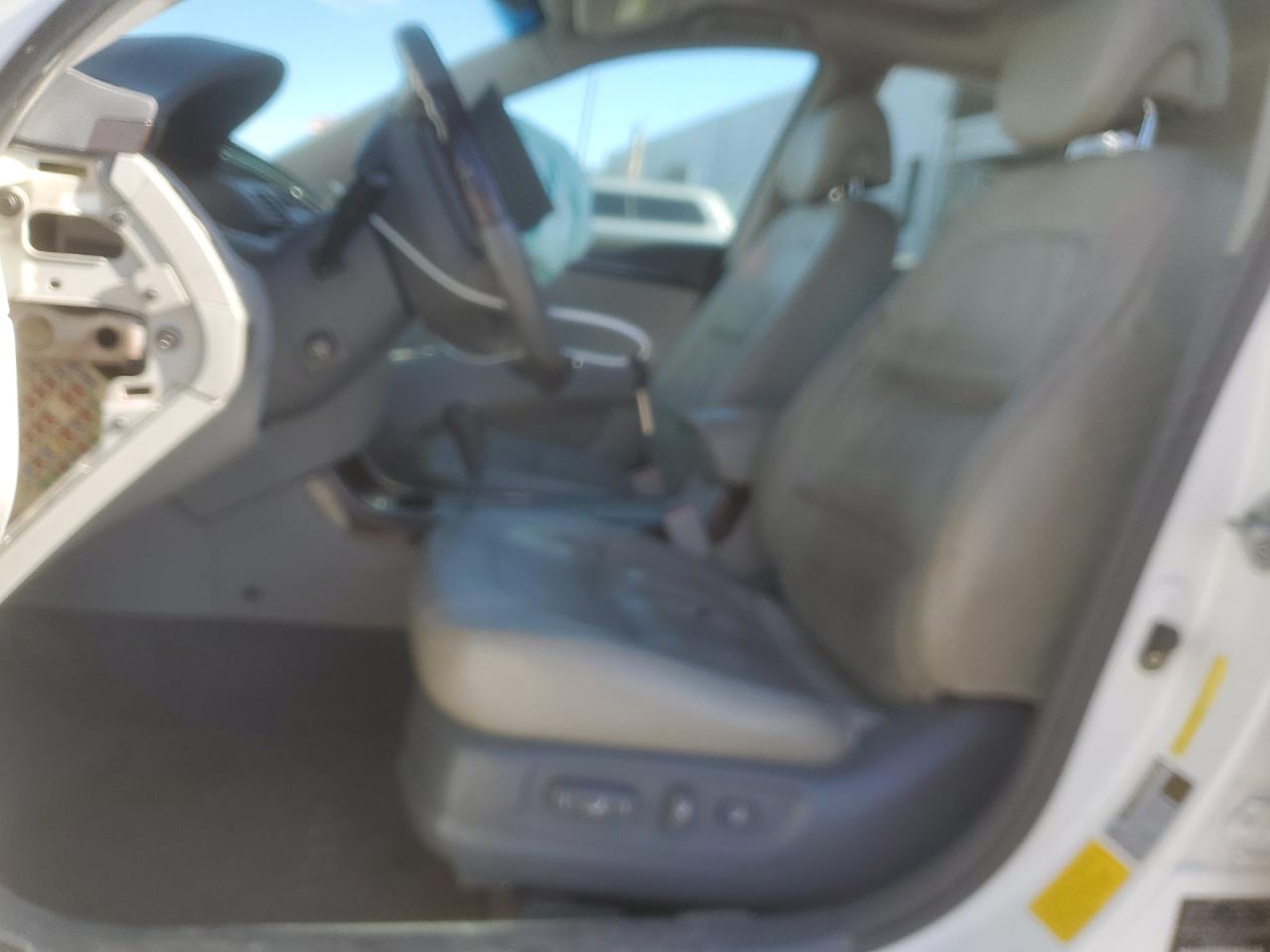 2009 Hyundai Azera Se Белый vin: KMHFC46F29A370003