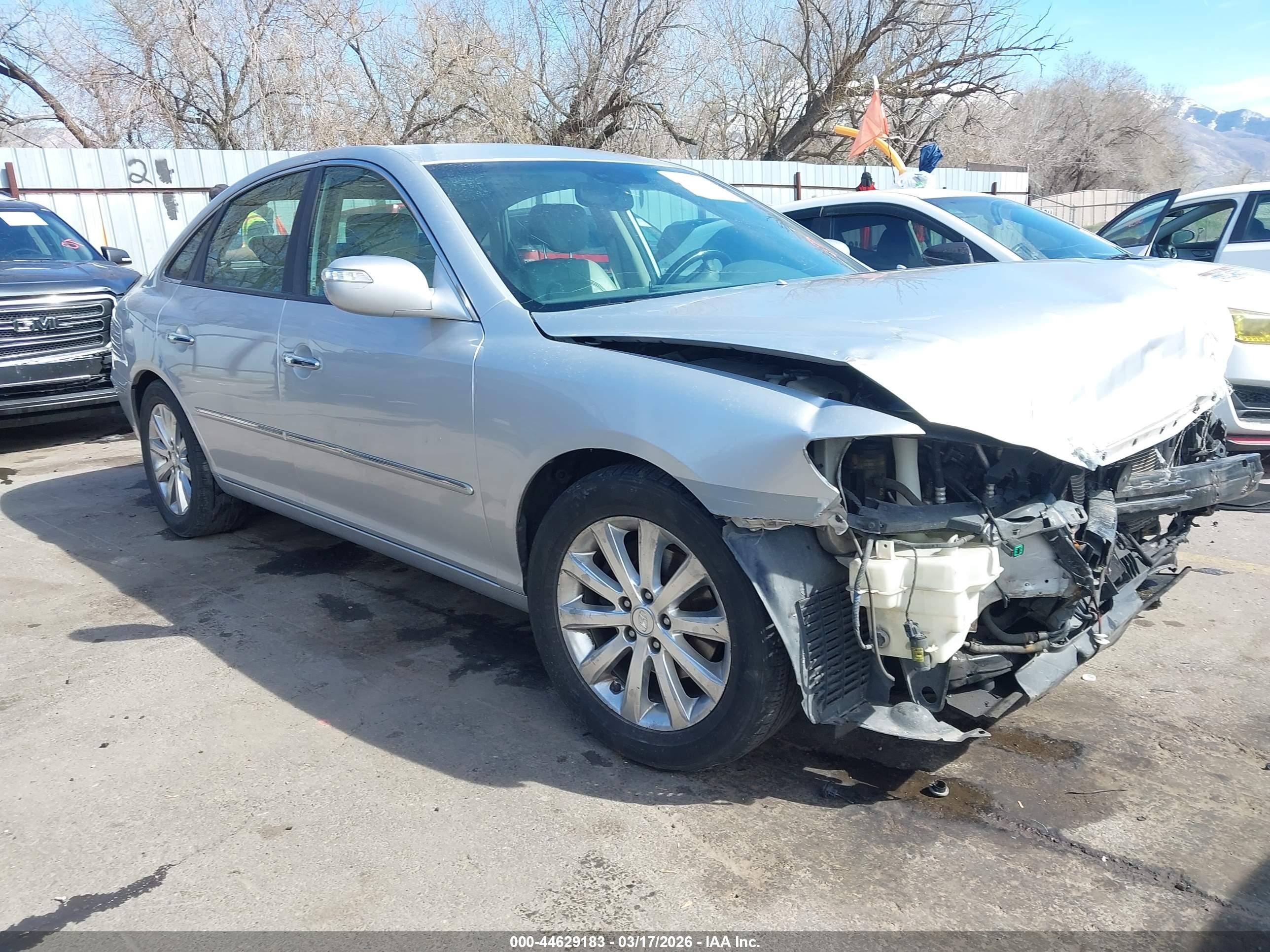 2009 Hyundai Azera Limited Серебряный vin: KMHFC46F29A394043