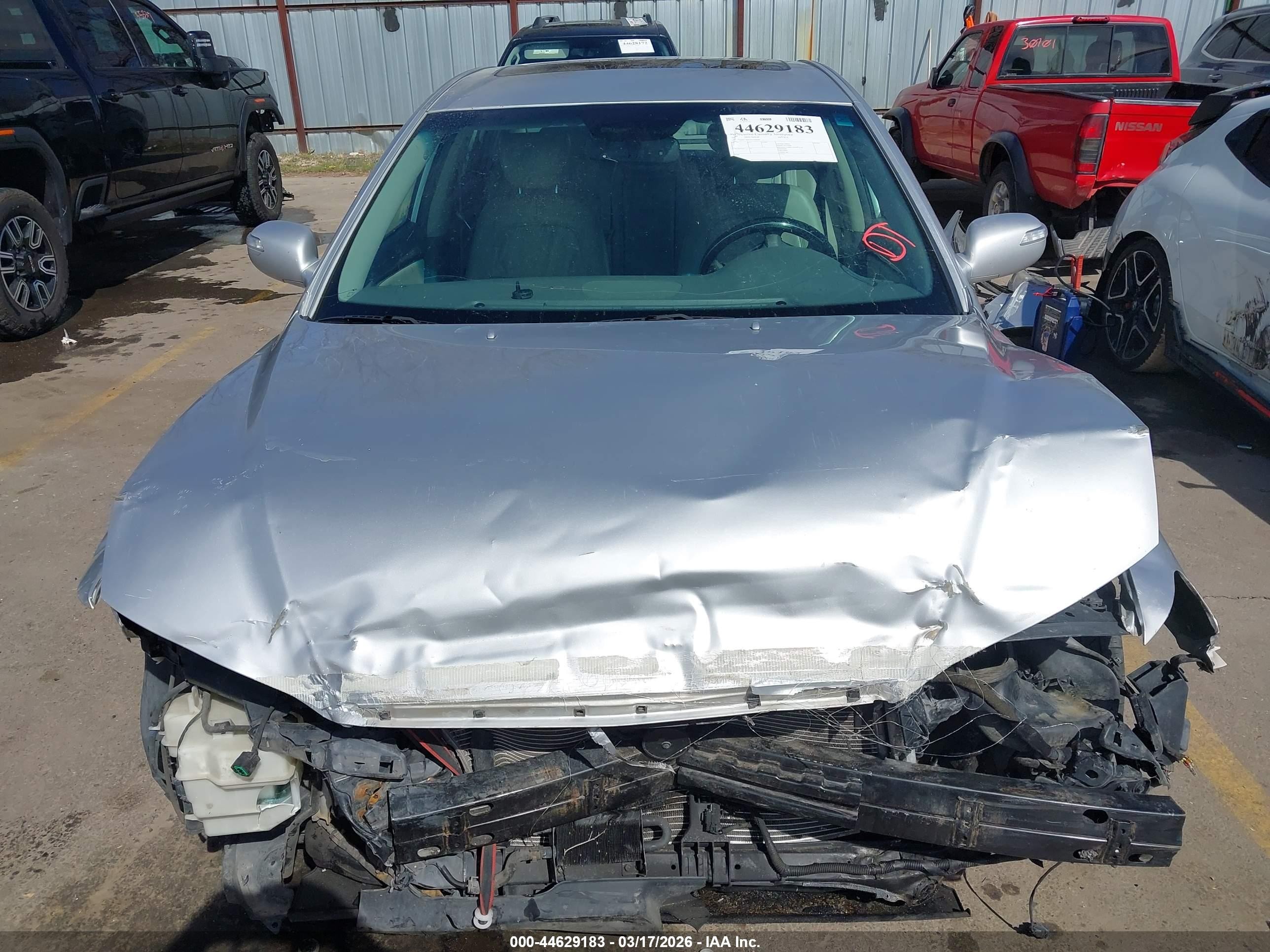 2009 Hyundai Azera Limited Серебряный vin: KMHFC46F29A394043