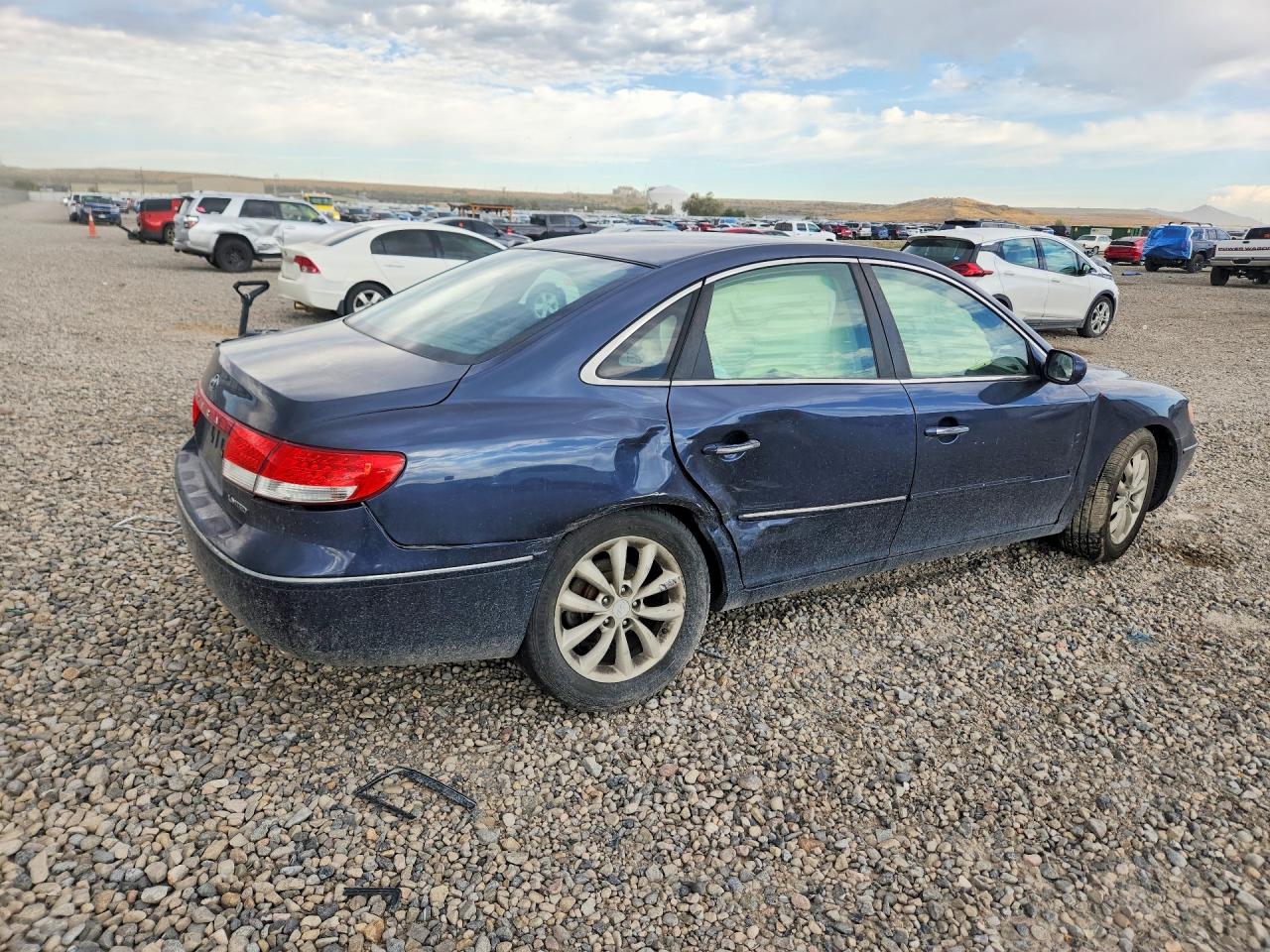 2007 Hyundai Azera Se Blue vin: KMHFC46F37A185570