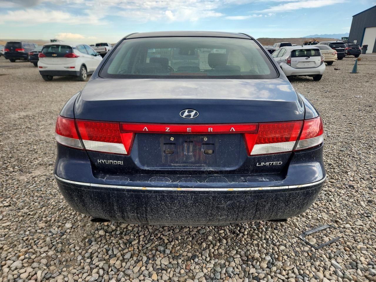 2007 Hyundai Azera Se Blue vin: KMHFC46F37A185570