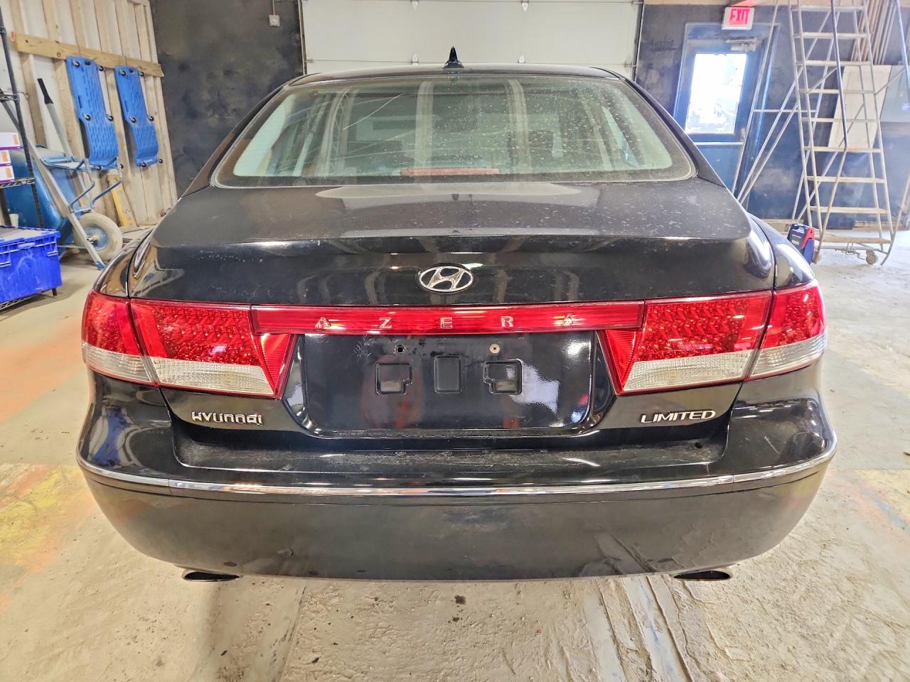 2009 Hyundai Azera Limited Black vin: KMHFC46F39A387411