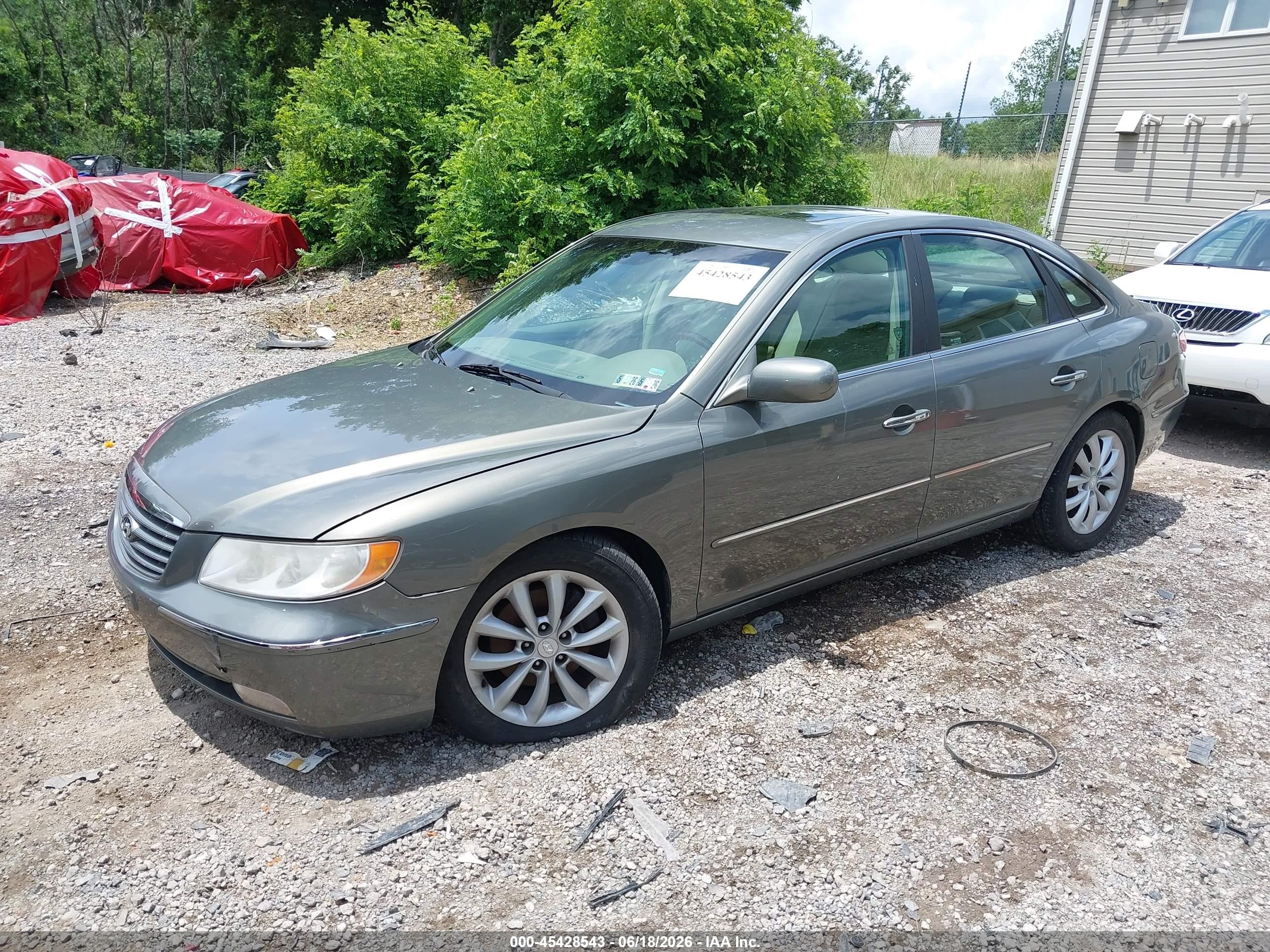 2006 Hyundai Azera Limited/se Серый vin: KMHFC46F46A046904