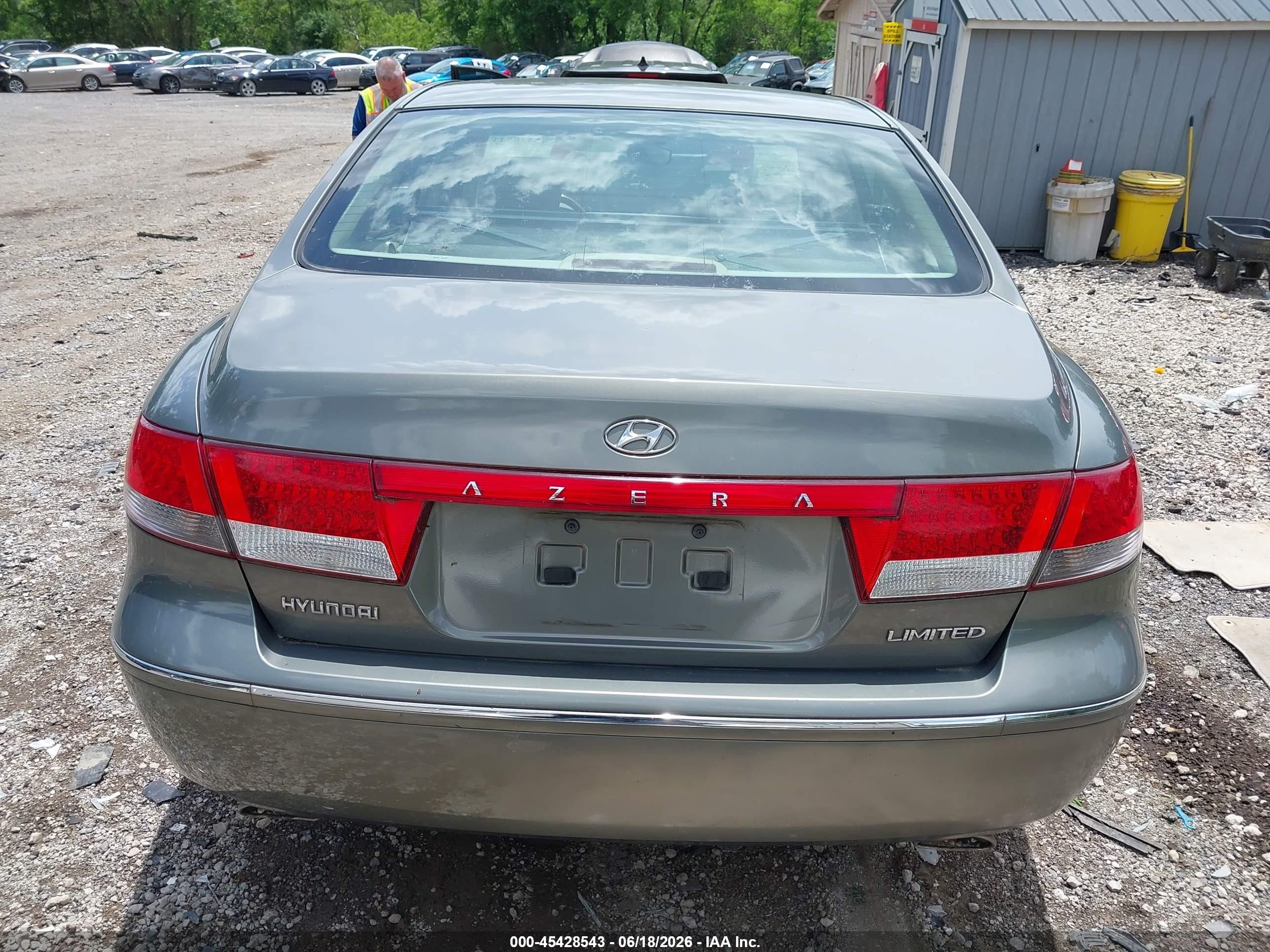 2006 Hyundai Azera Limited/se Серый vin: KMHFC46F46A046904