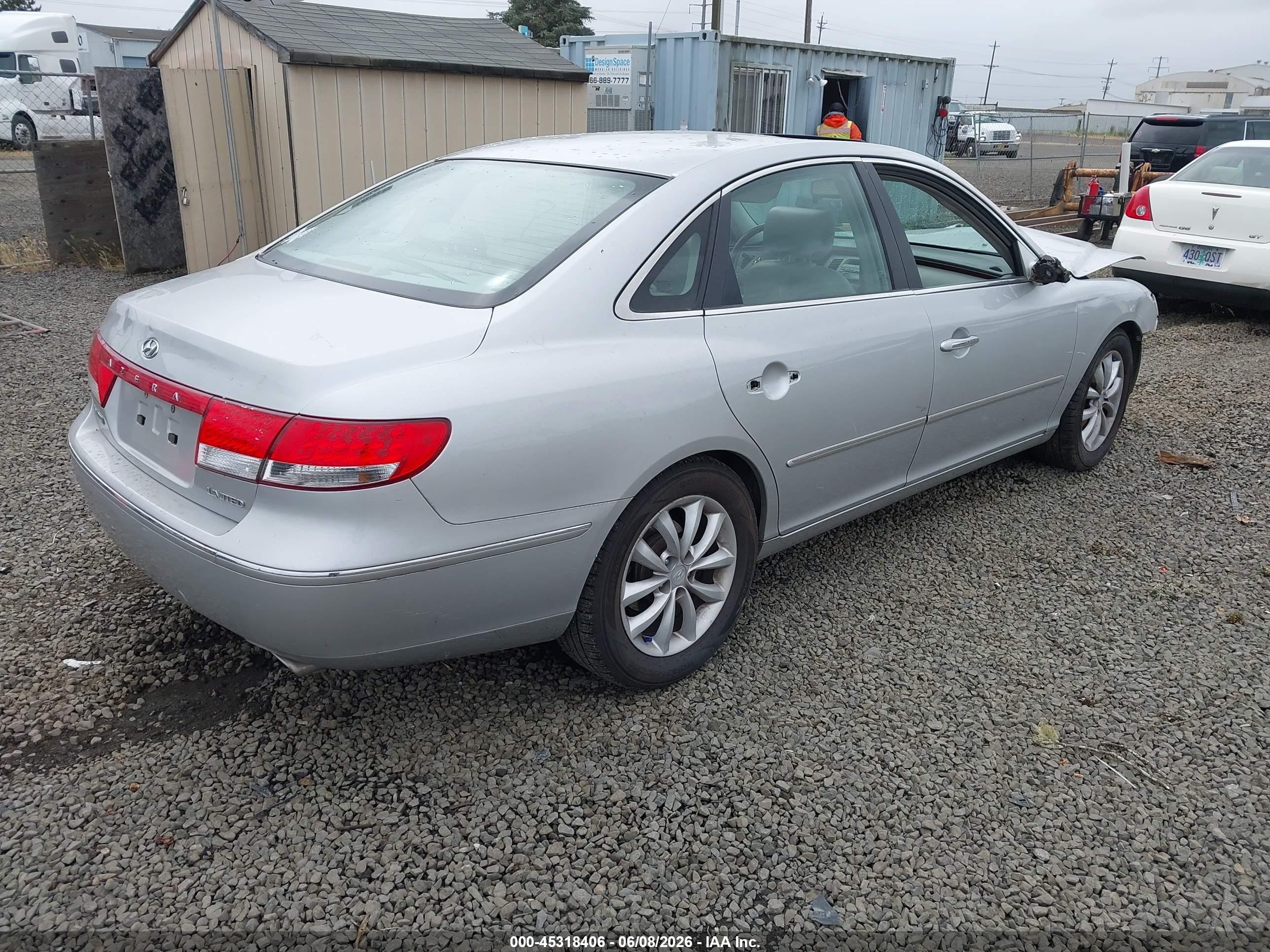 2006 Hyundai Azera Limited/se Gray vin: KMHFC46F46A051505