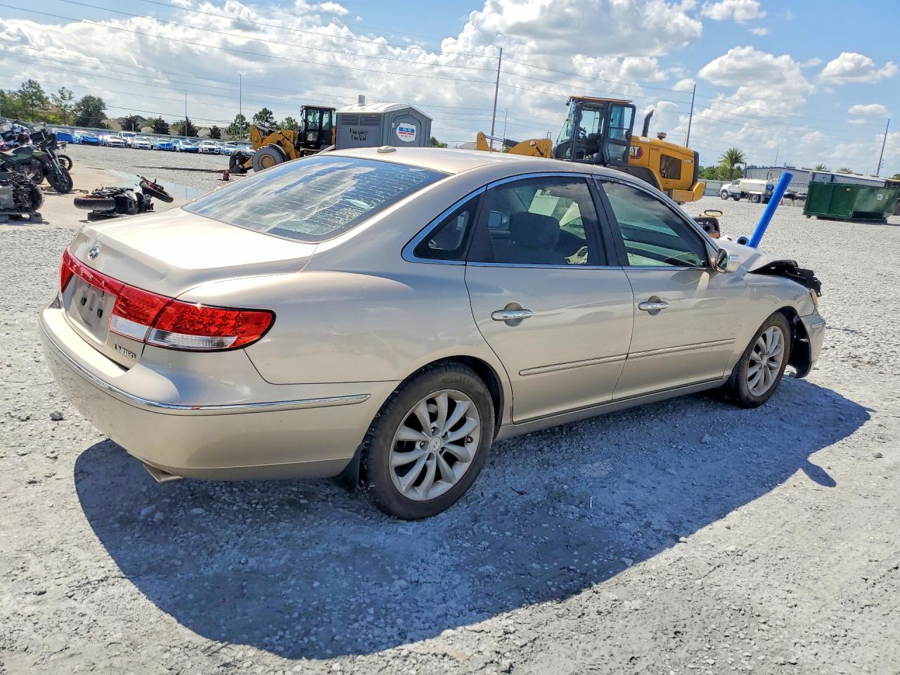 2007 Hyundai Azera Se Tan vin: KMHFC46F47A229298