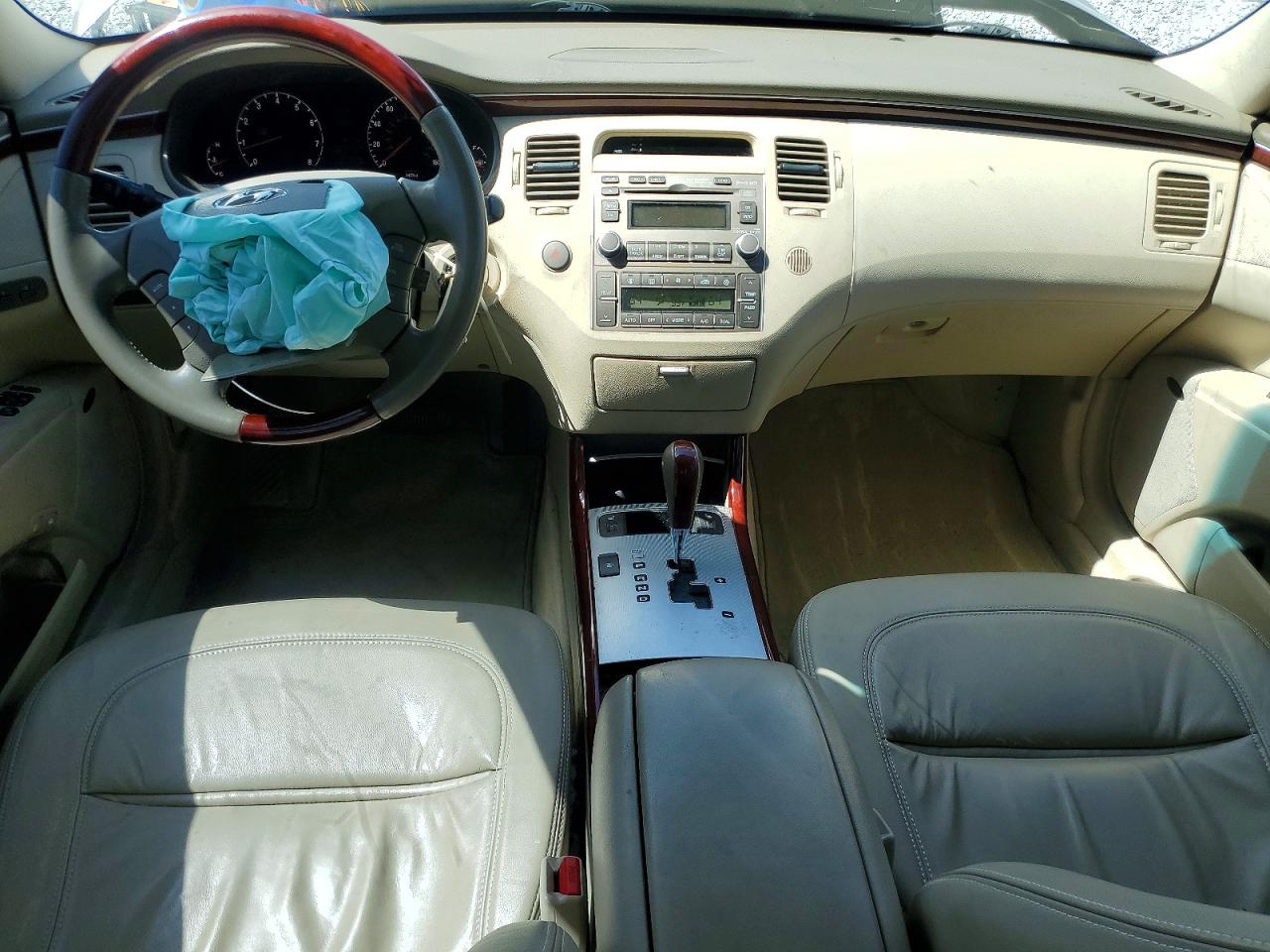 2007 Hyundai Azera Se Tan vin: KMHFC46F47A229298
