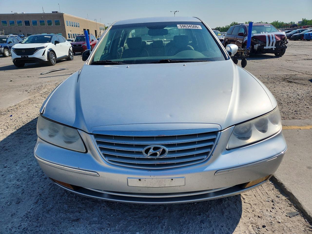 2008 Hyundai Azera Limited Silver vin: KMHFC46F48A291799