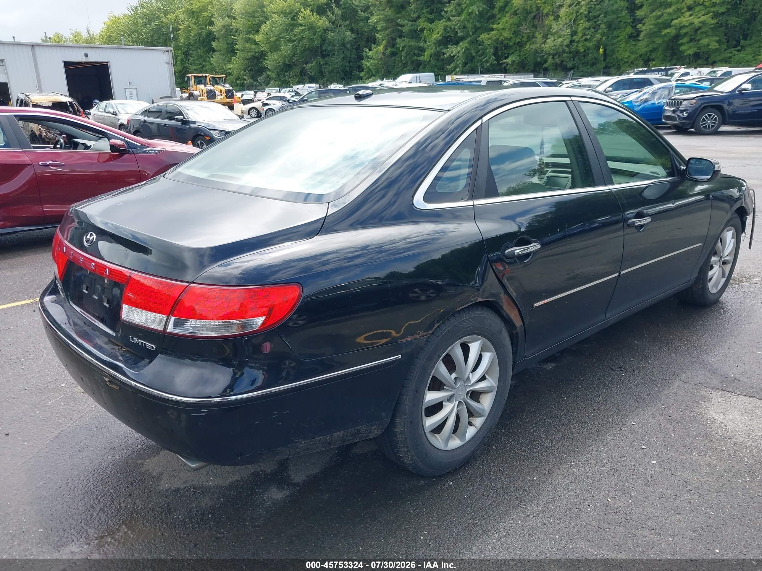 2008 Hyundai Azera Limited Black vin: KMHFC46F48A310075