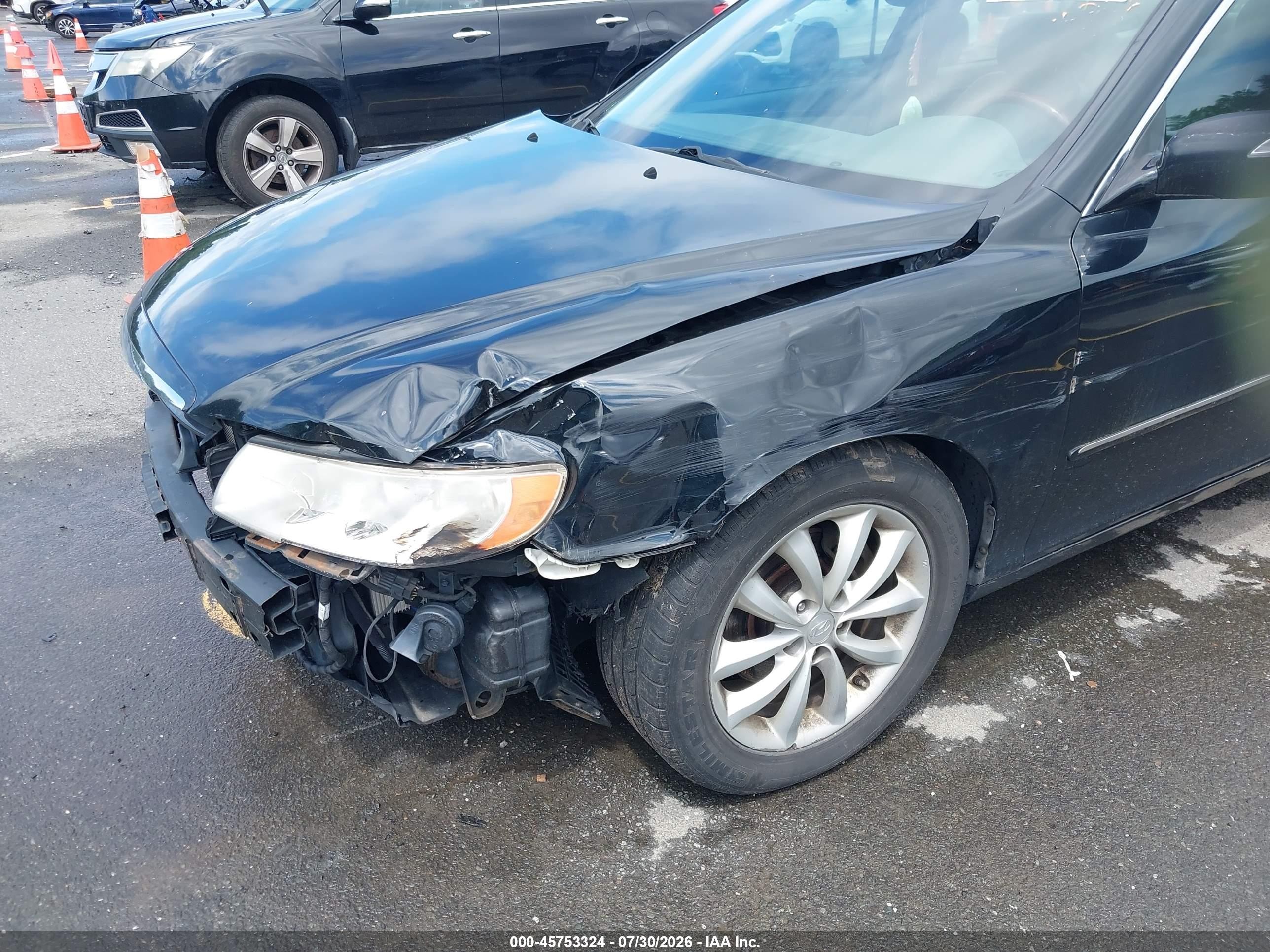 2008 Hyundai Azera Limited Black vin: KMHFC46F48A310075