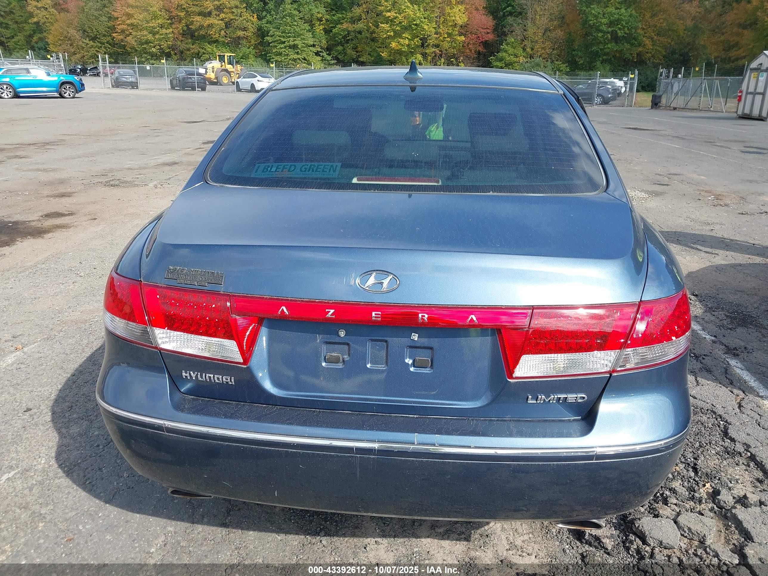 2009 Hyundai Azera Limited Blue vin: KMHFC46F49A356863