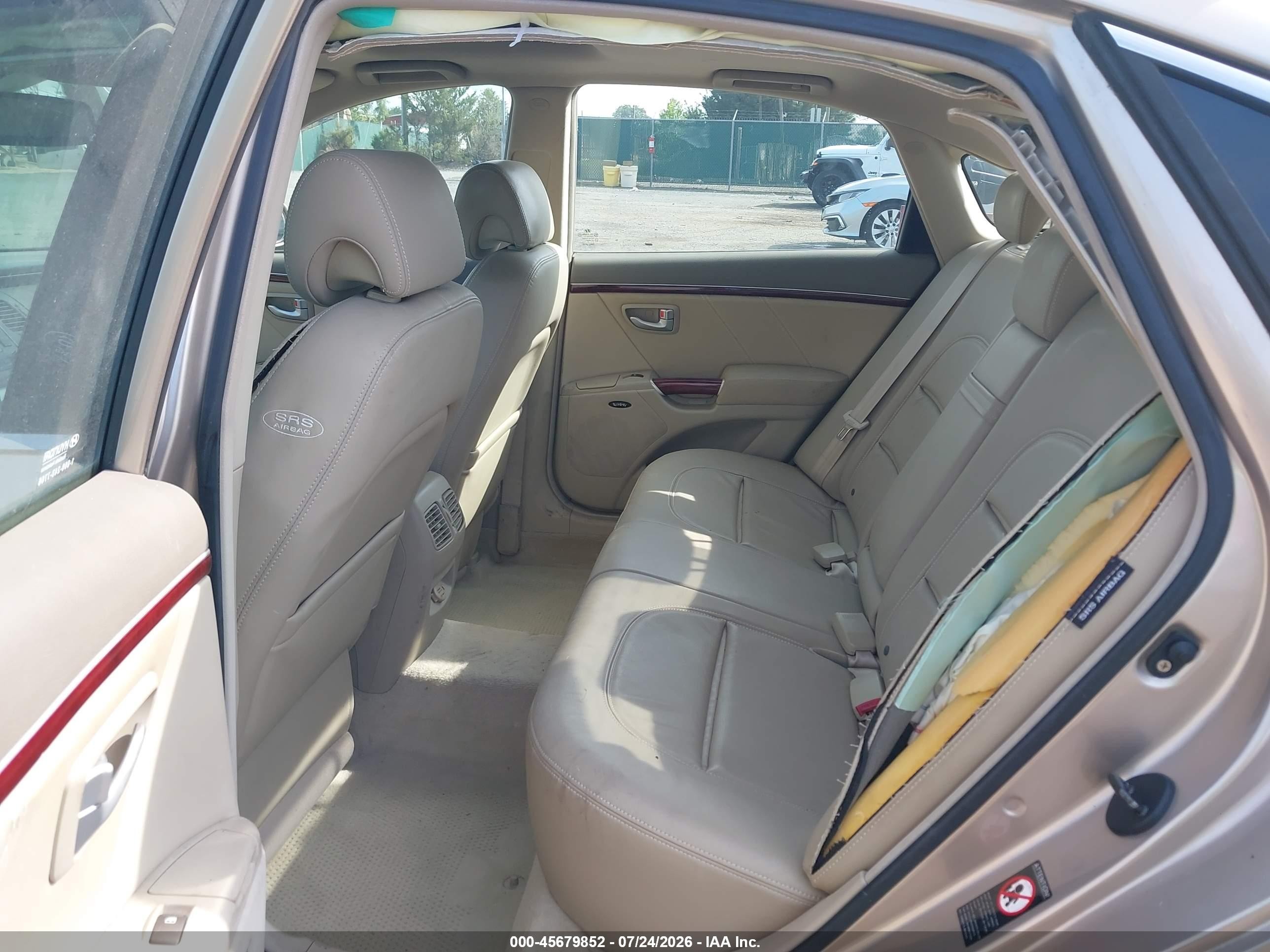 2007 Hyundai Azera Limited/se Бежевый vin: KMHFC46F57A211912