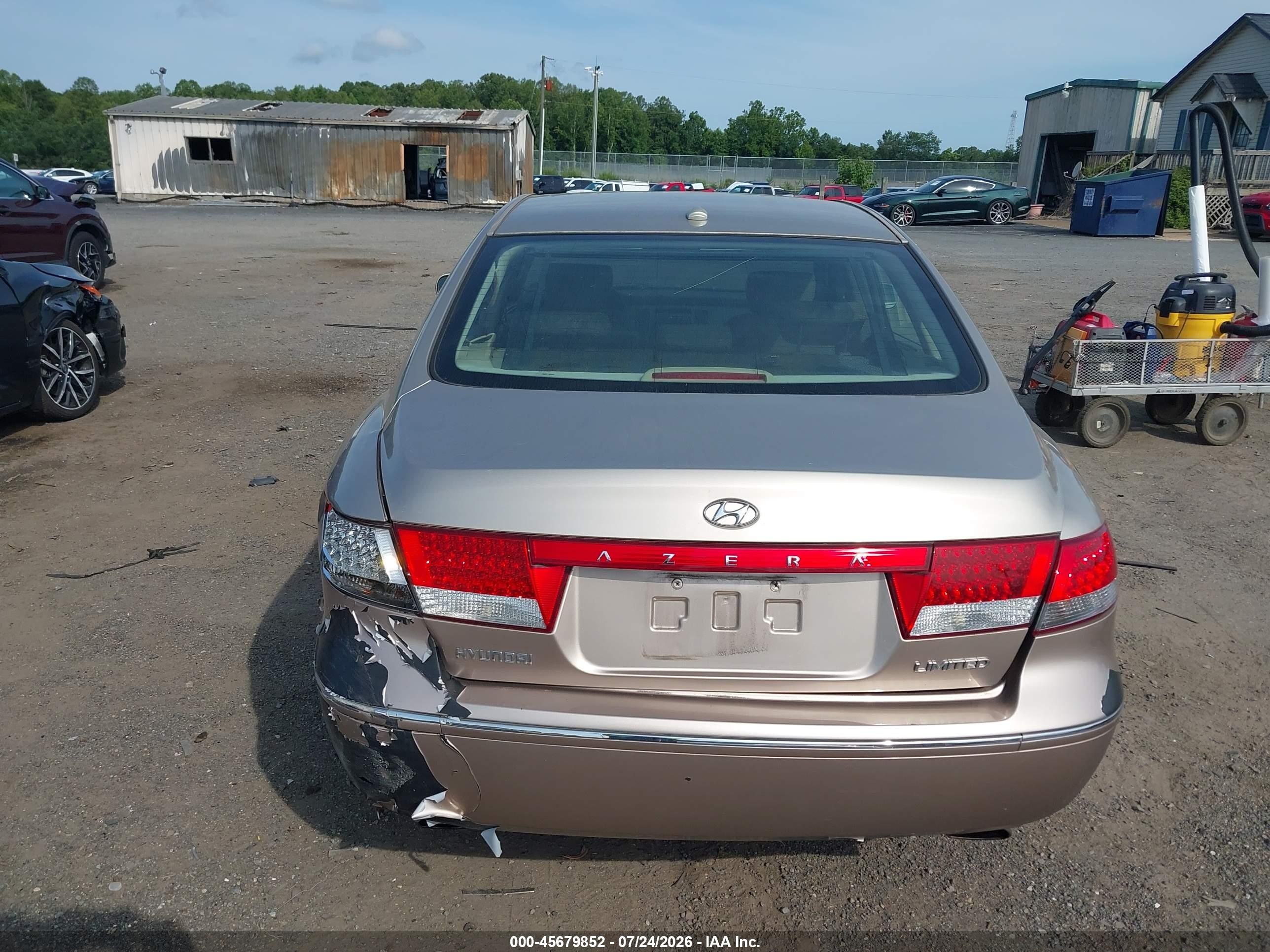 2007 Hyundai Azera Limited/se Бежевый vin: KMHFC46F57A211912