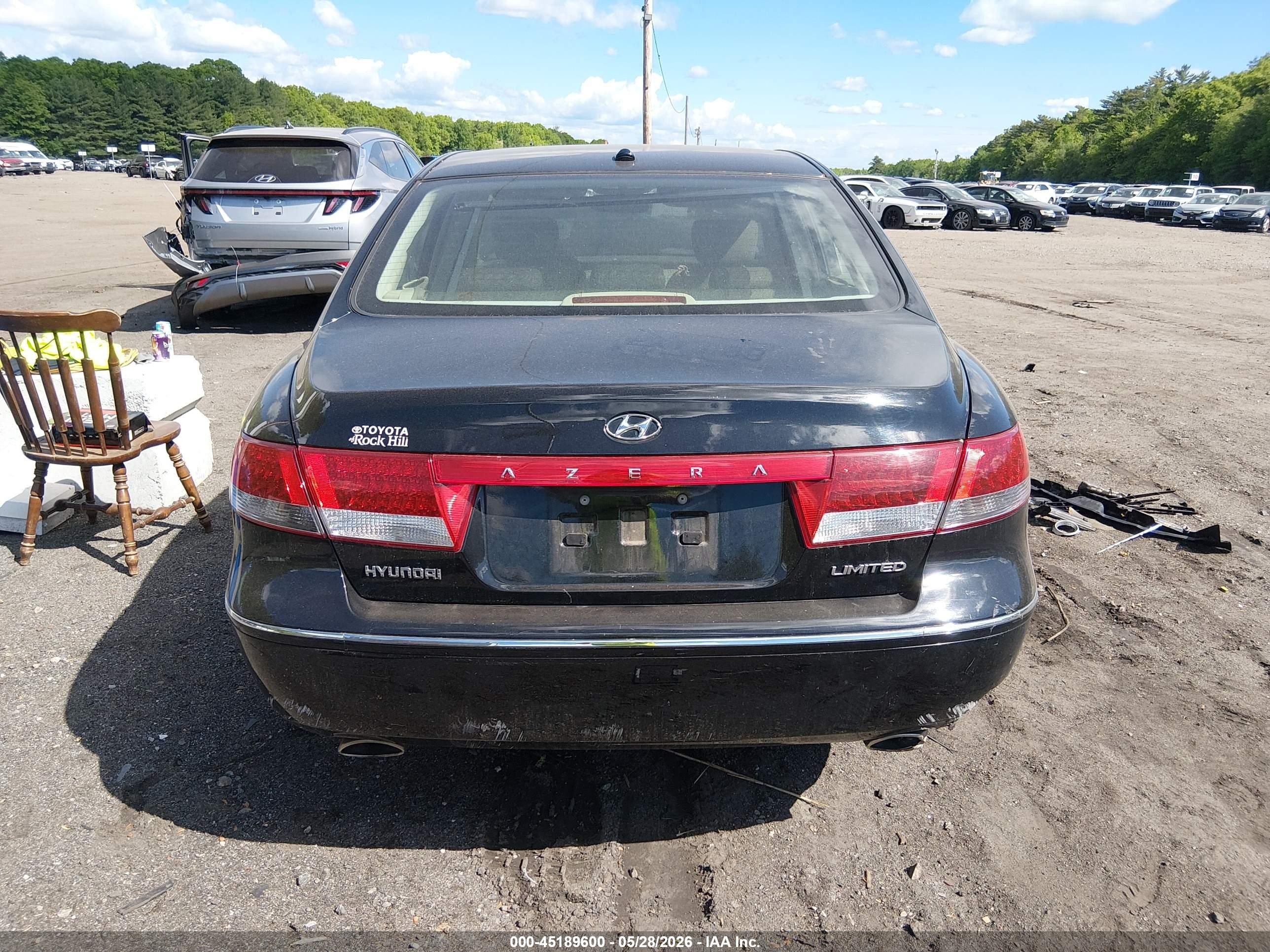 2008 Hyundai Azera Limited Black vin: KMHFC46F58A267849