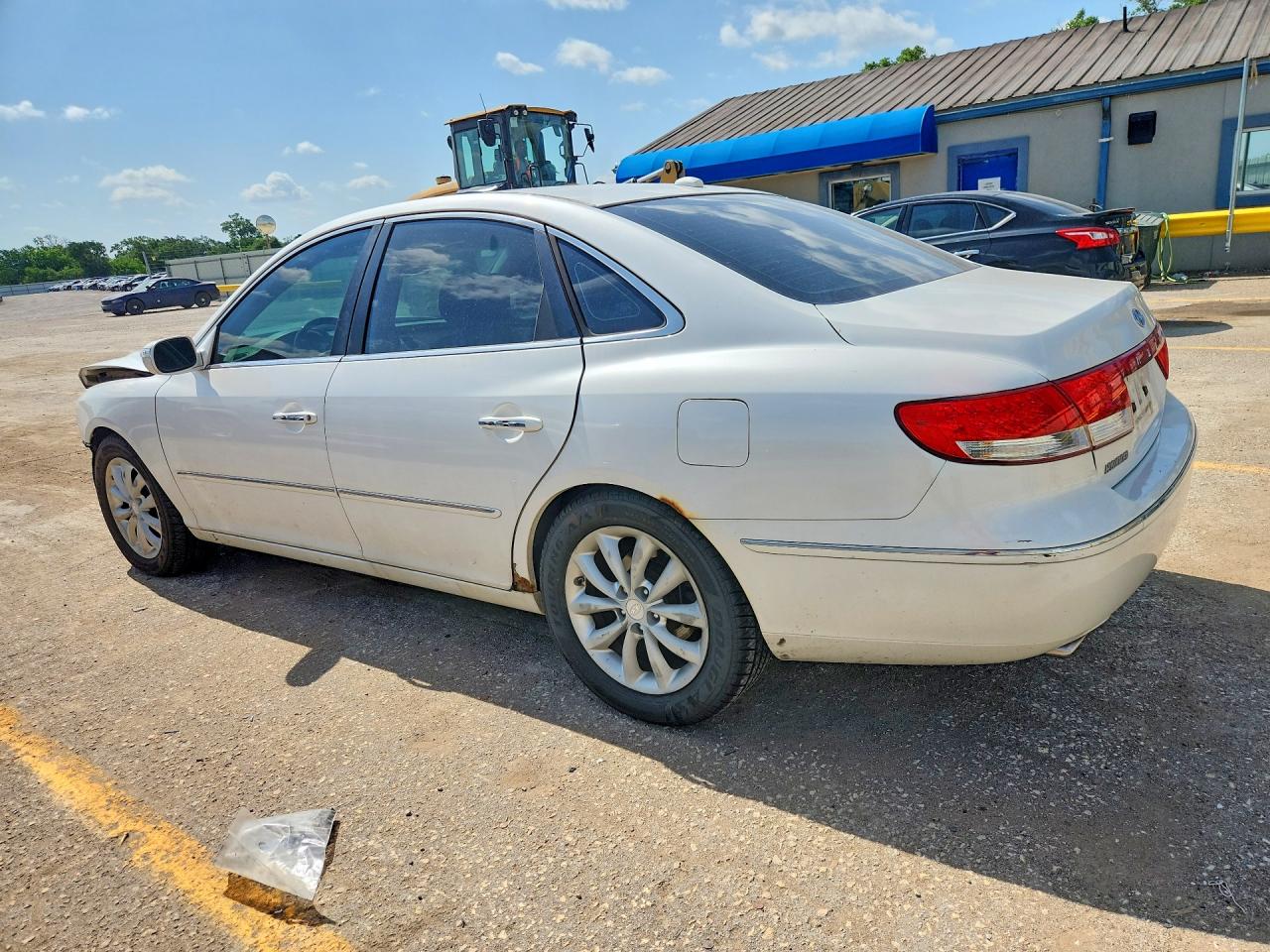 2008 Hyundai Azera Limited White vin: KMHFC46F58A290712