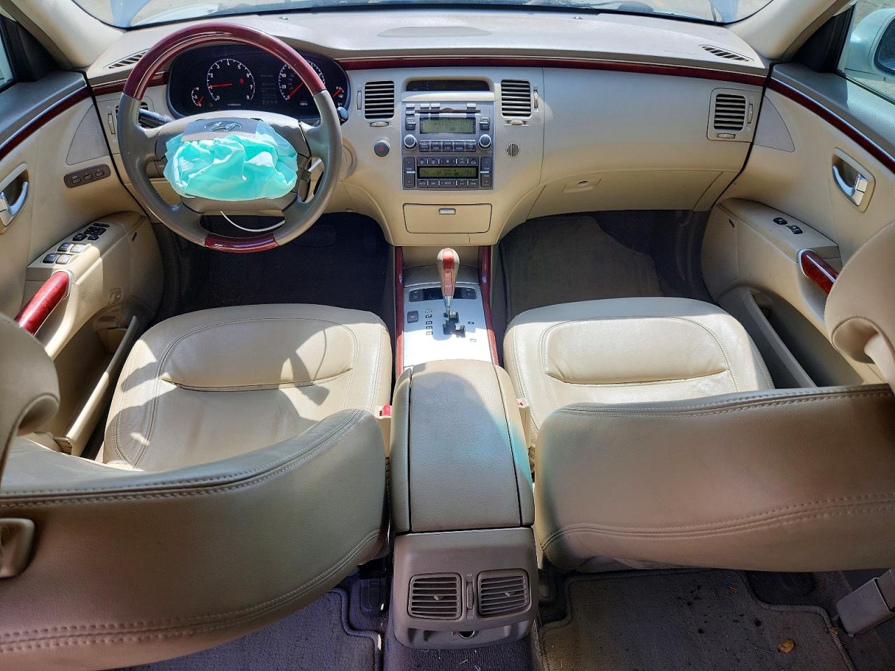2008 Hyundai Azera Limited White vin: KMHFC46F58A290712