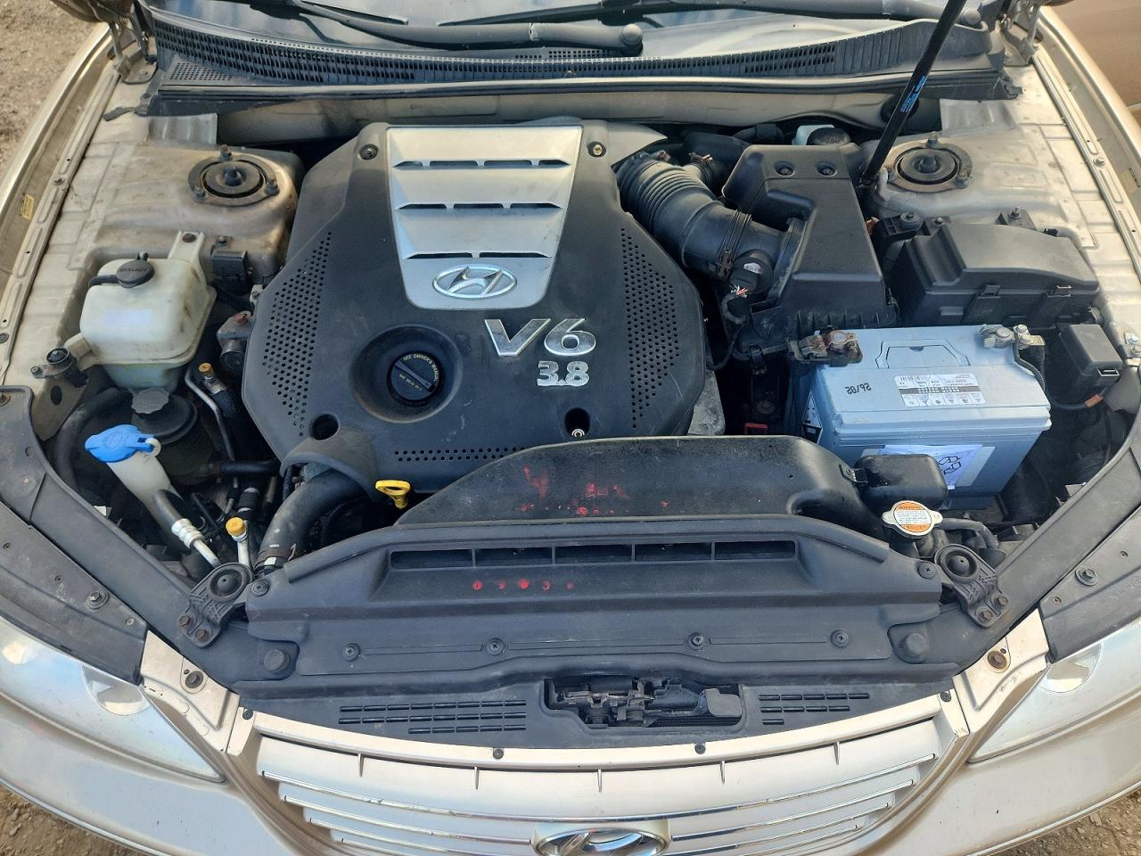 2008 Hyundai Azera Limited Tan vin: KMHFC46F58A301501