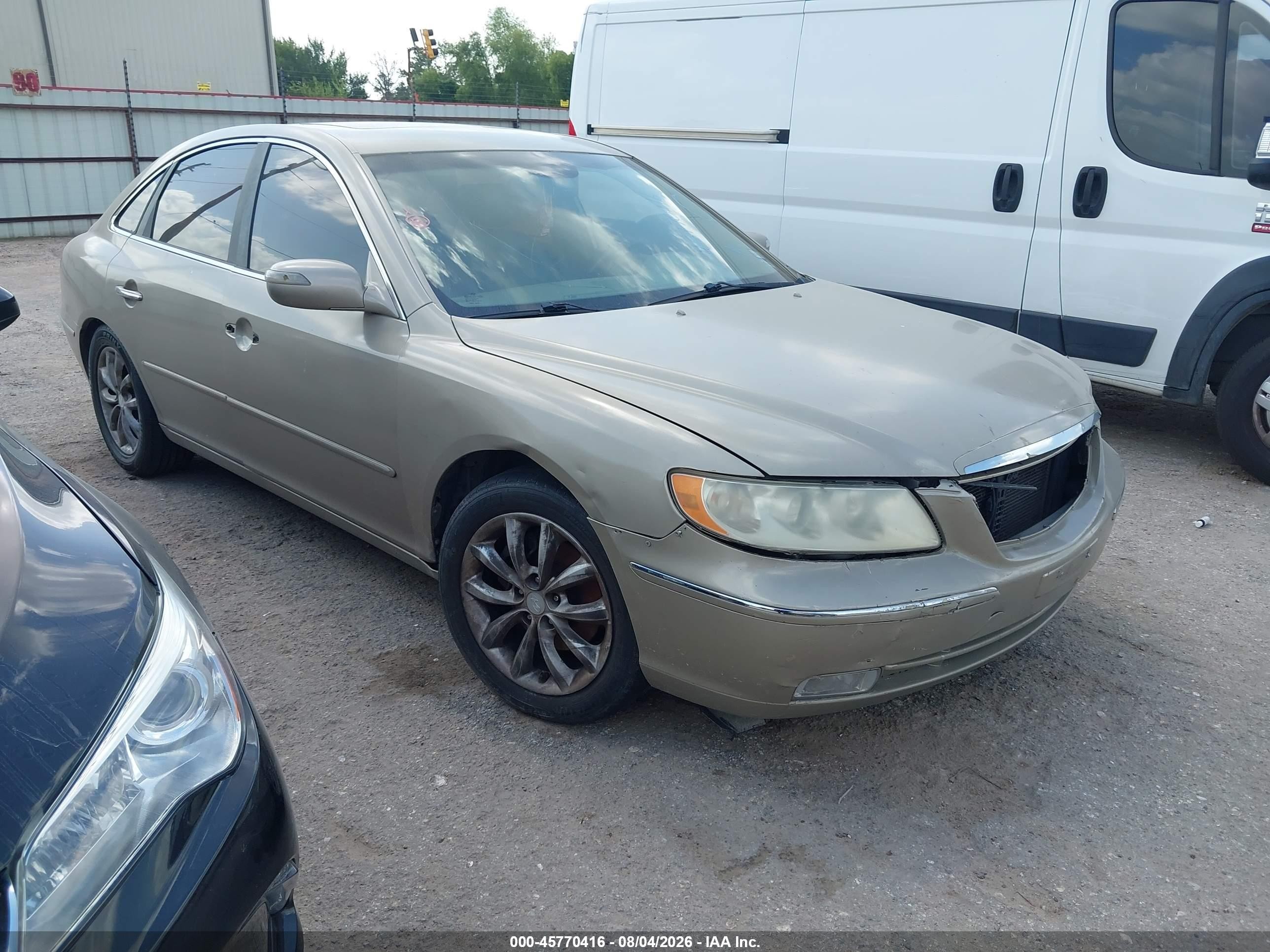 2008 Hyundai Azera Limited Gold vin: KMHFC46F58A321117