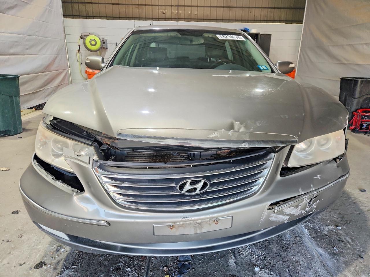2009 Hyundai Azera Limited Gray vin: KMHFC46F59A371985